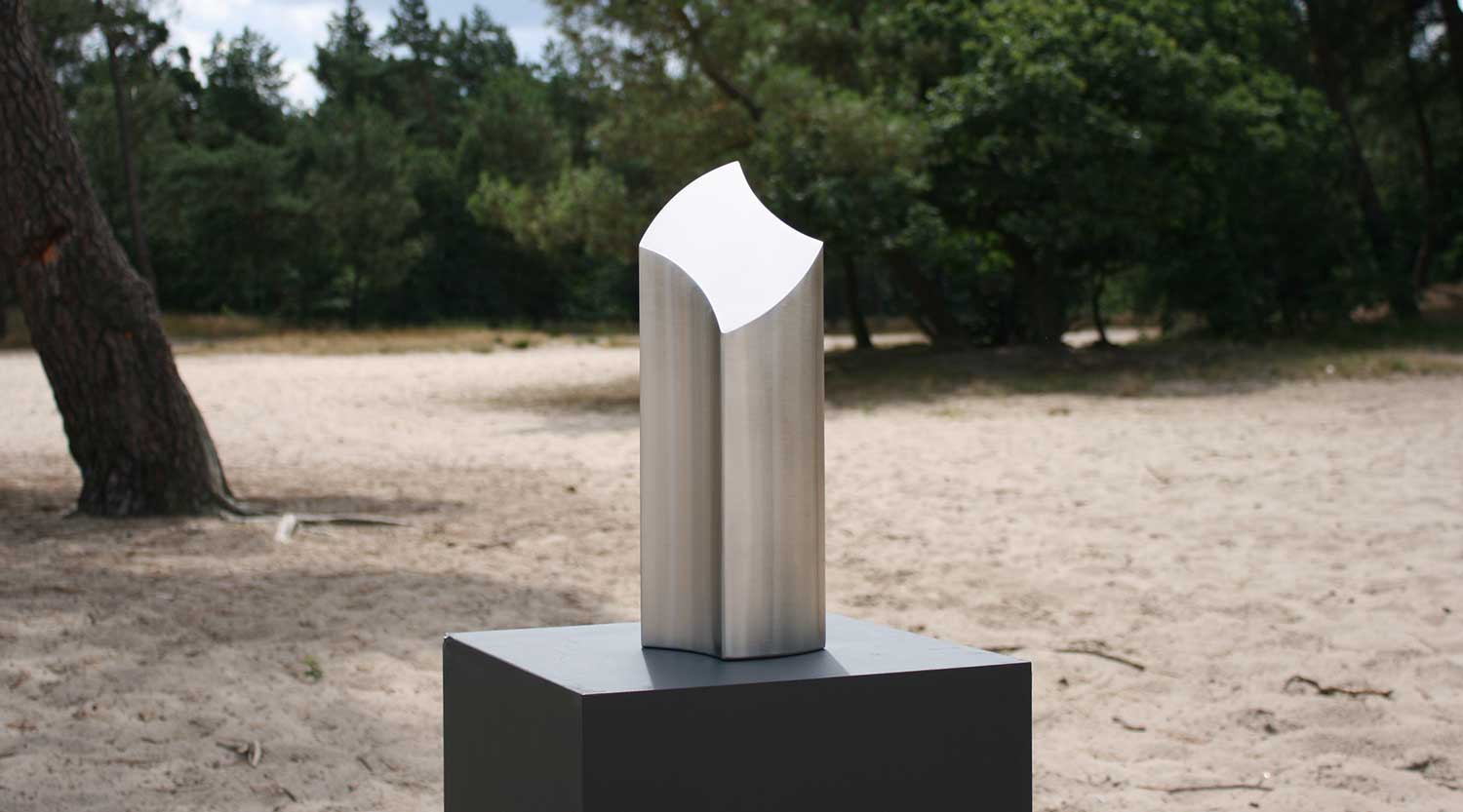 Why choose a Metal Urn