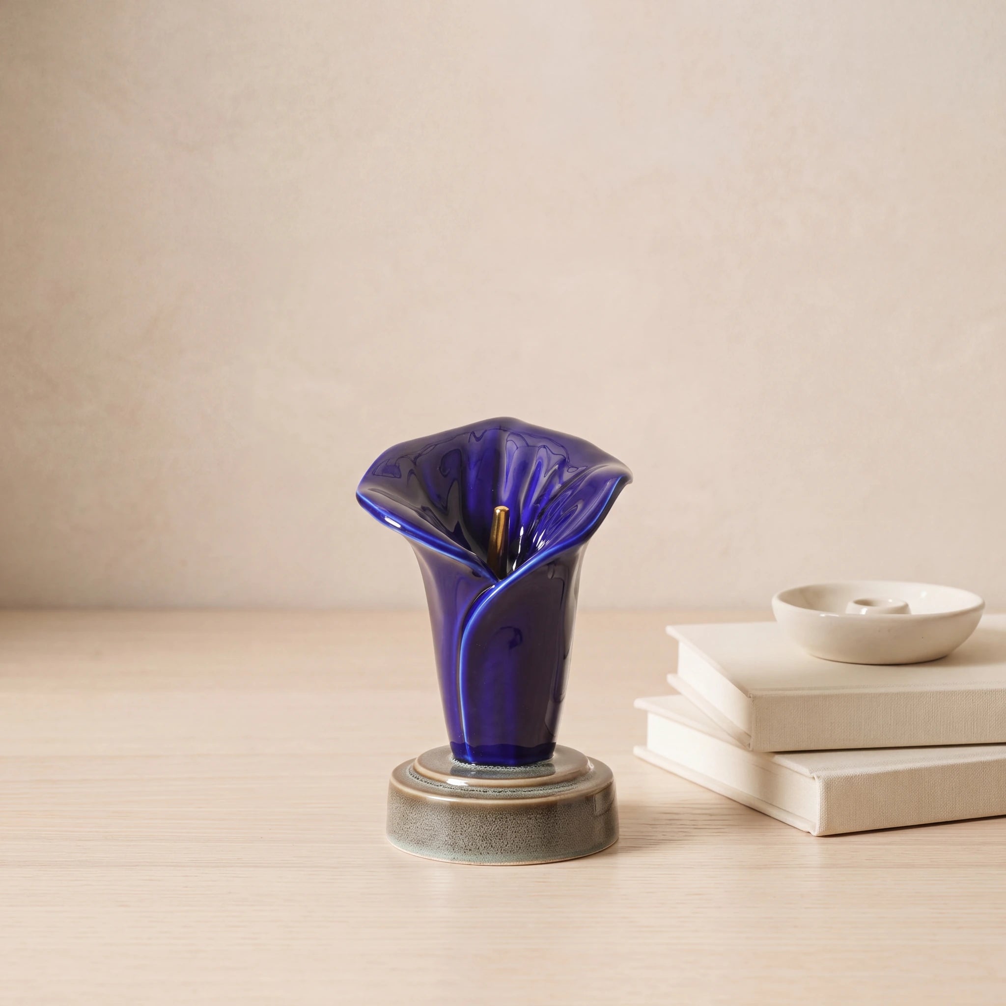 Calla-Lily-Keepsake-Urn-for-Ashes-in-Blue-keepsake_books_dish-Alt