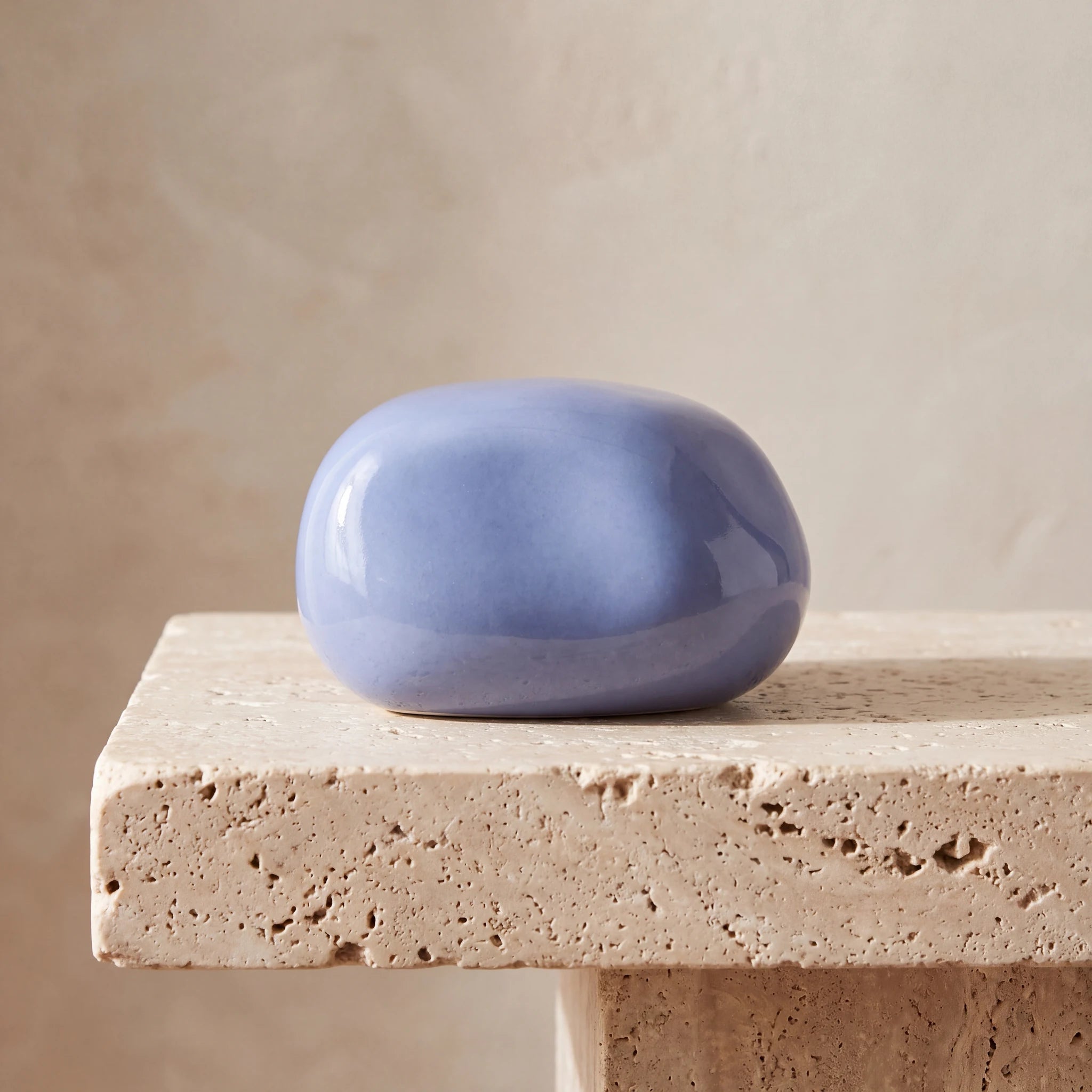 Cuddle-Stone-Keepsake-Urn-for-Ashes-in-Light-Blue-Travertine-Ledge
