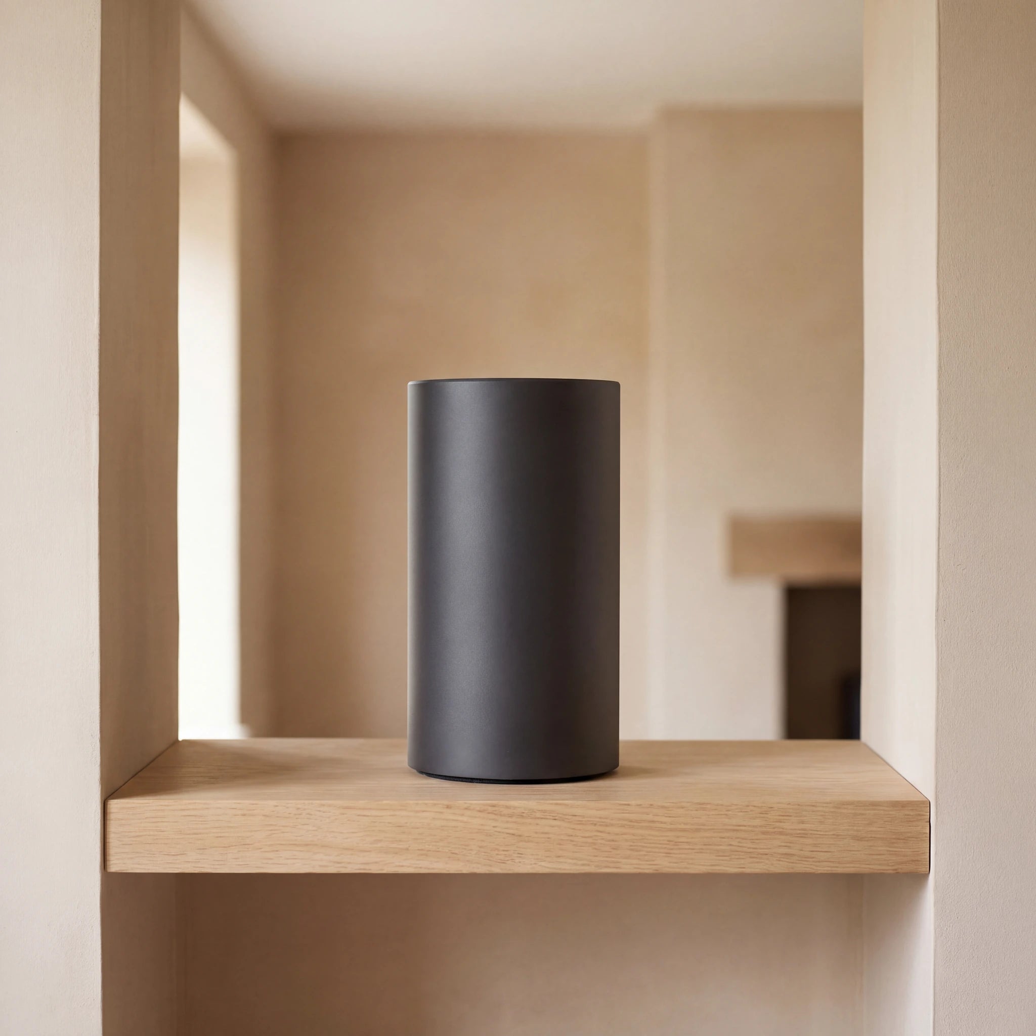 Cylinder-Large-Urn-for-Ashes-in-Matte-Black-Stainless-Steel-amto_alcove