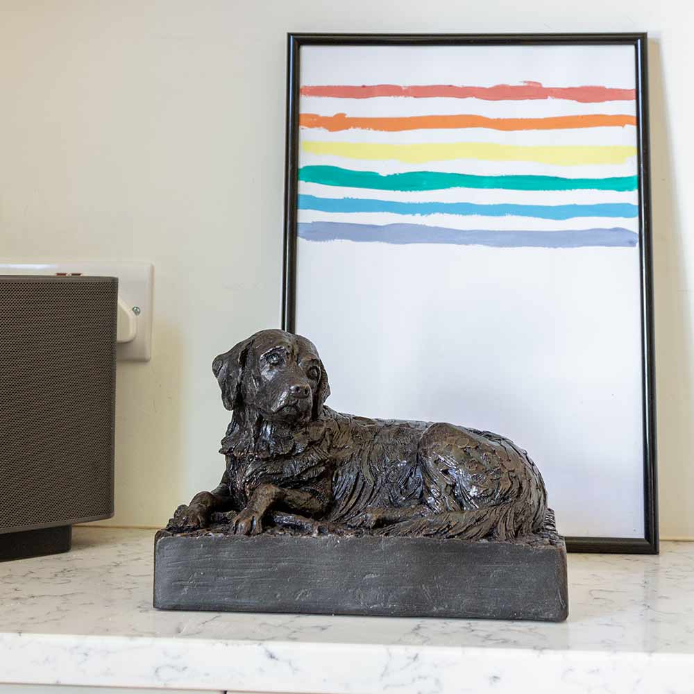 Golden Retriever Urn - Compact - Pet Urn for Ashes