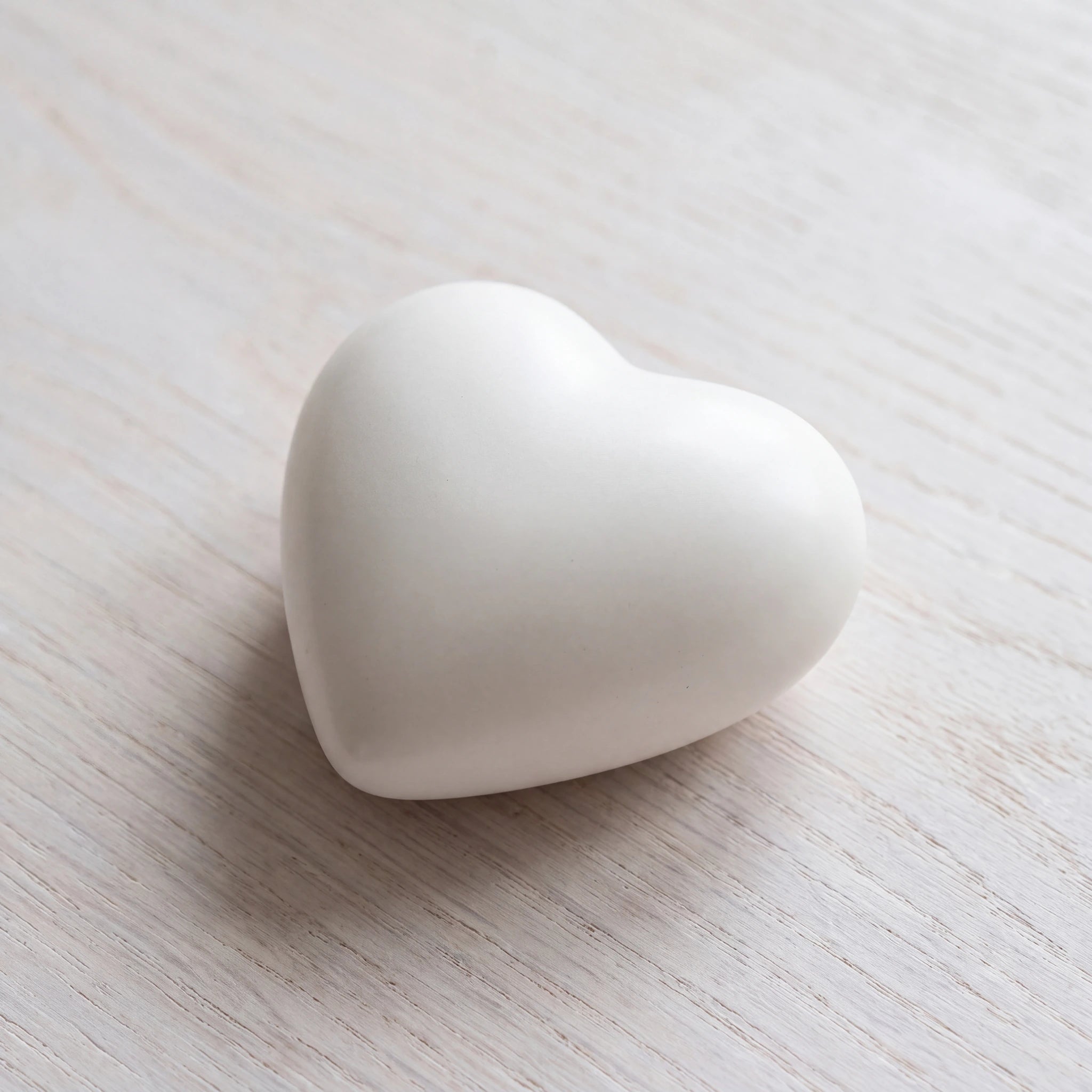 Heart-Keepsake-Urn-for-Ashes-in-White-heart_limewash_above