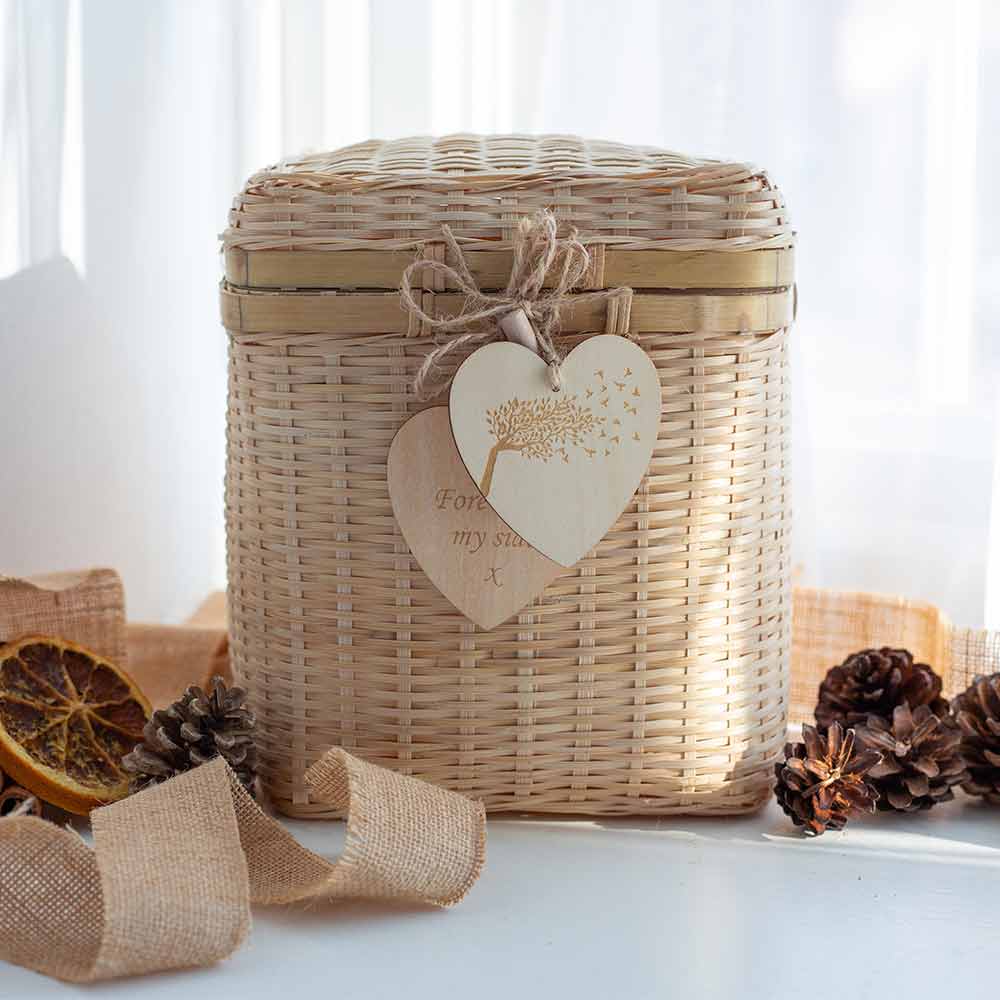 Heart Message Tag on Willow Casket Inside Pack of 10
