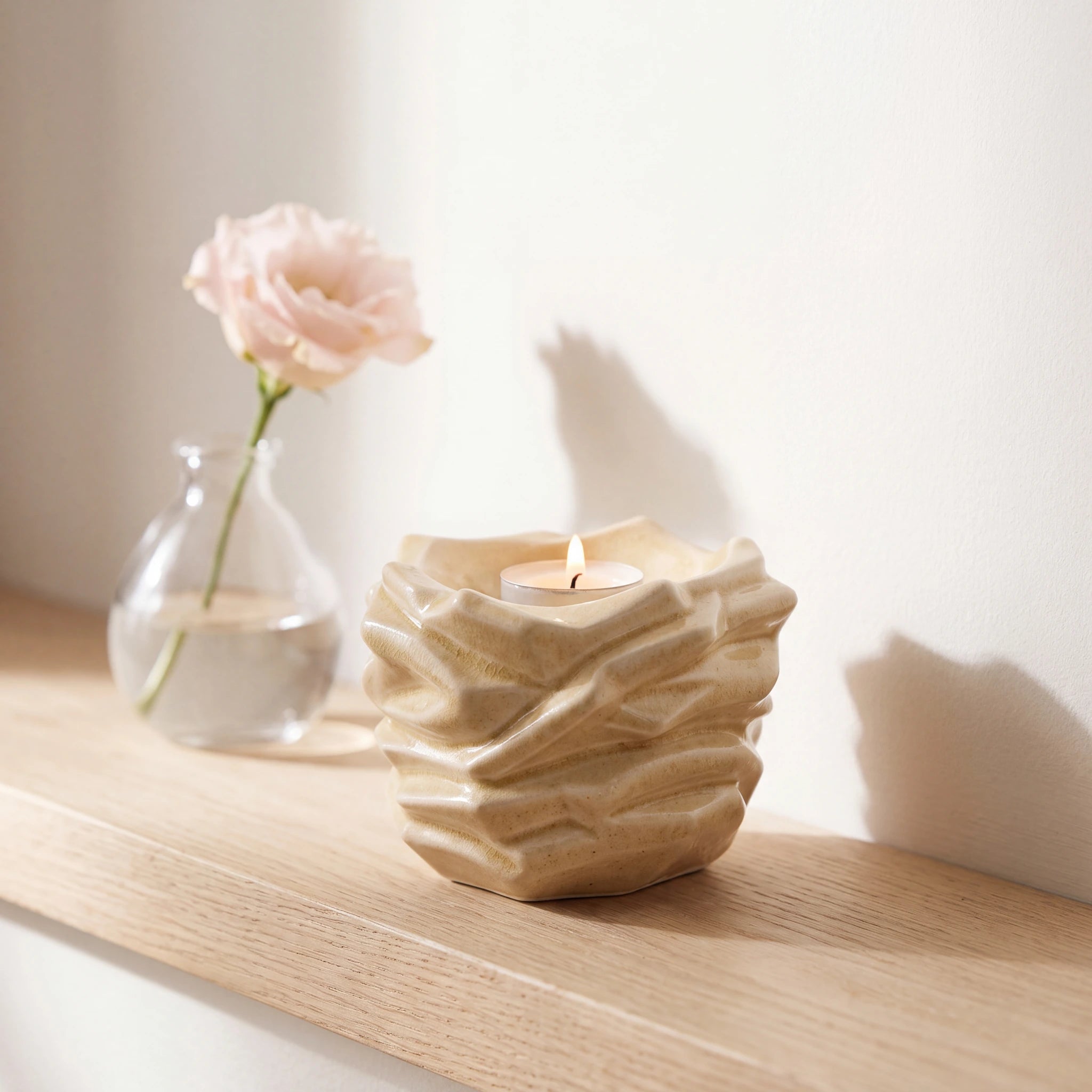 Illumination-Candle-Small-Urn-for-Ashes-in-Light-Sand-keepsake_bud_vase