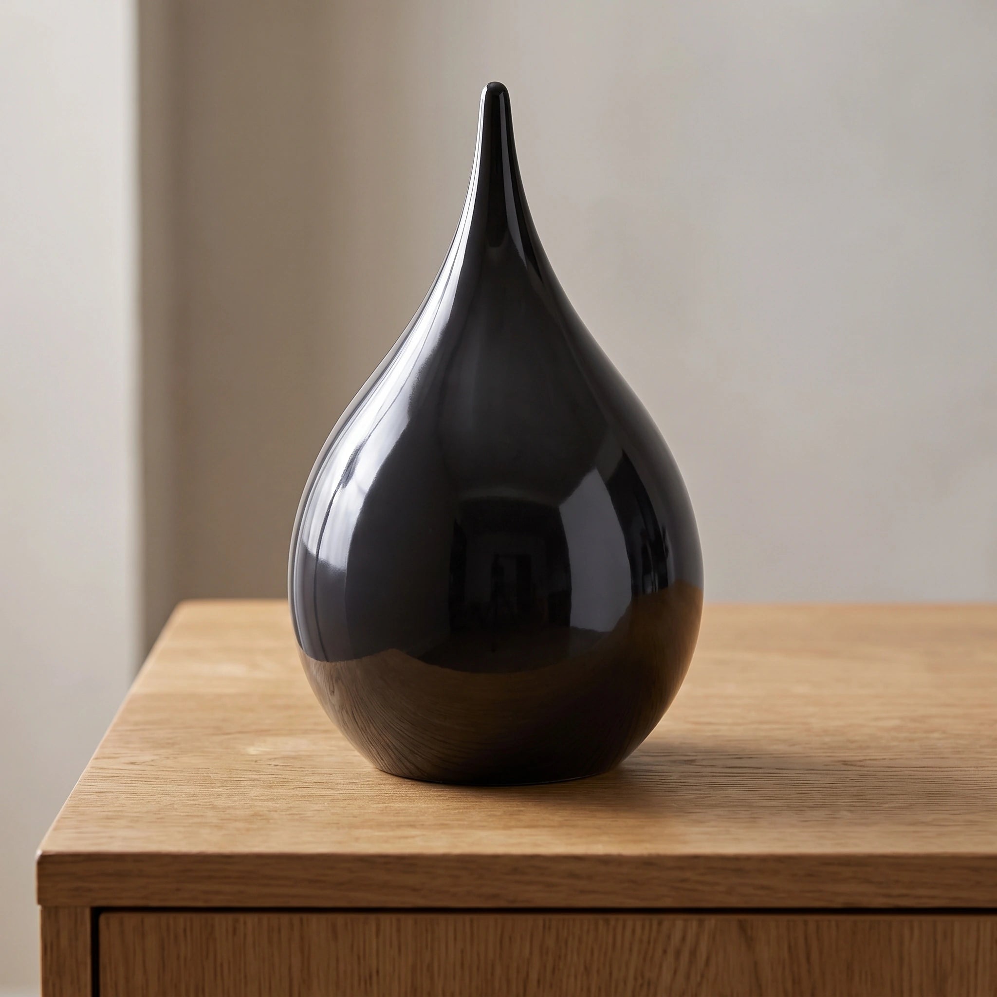 Teardrop Adult Cremation Urn for Ashes
