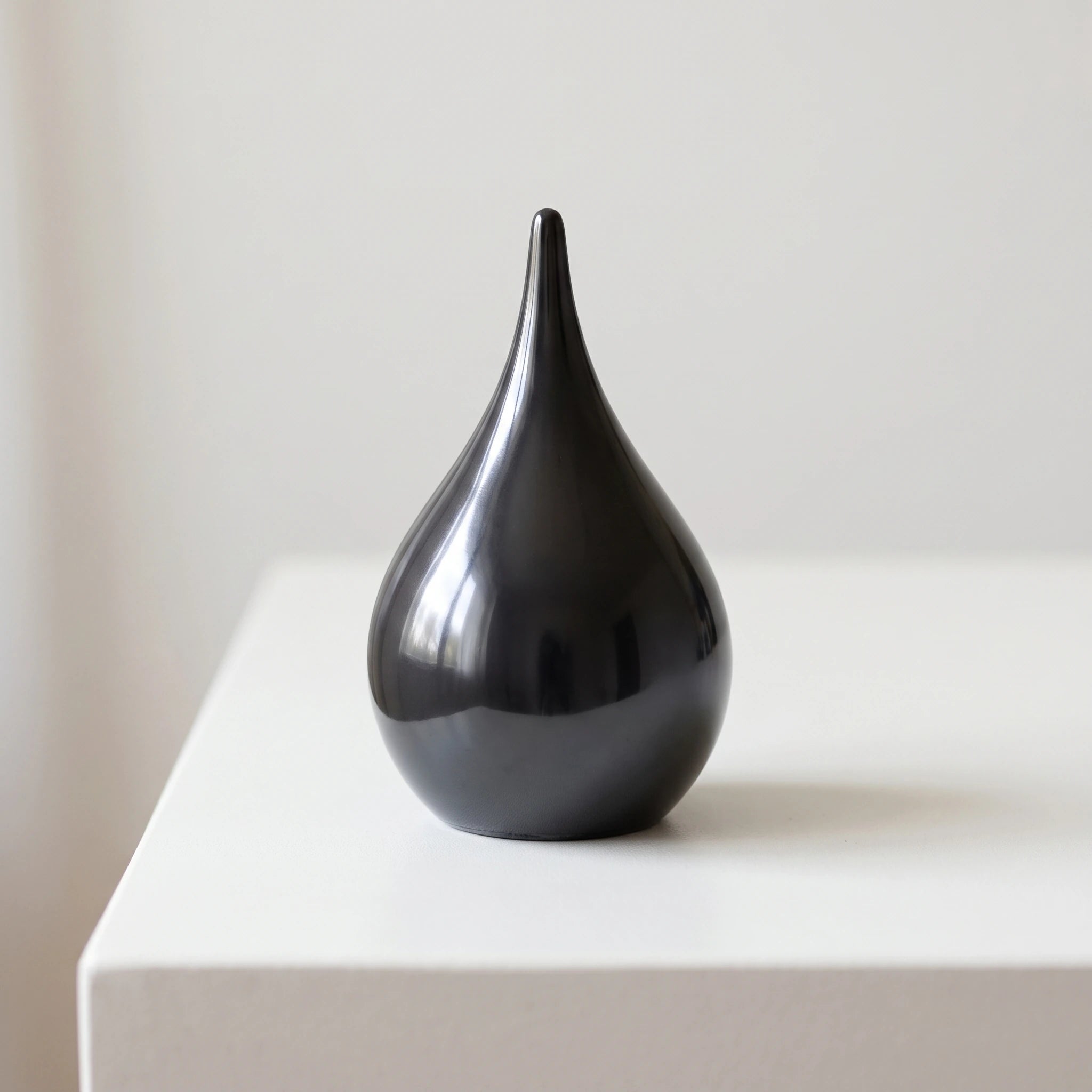 Teardrop Keepsake Urn for Ashes