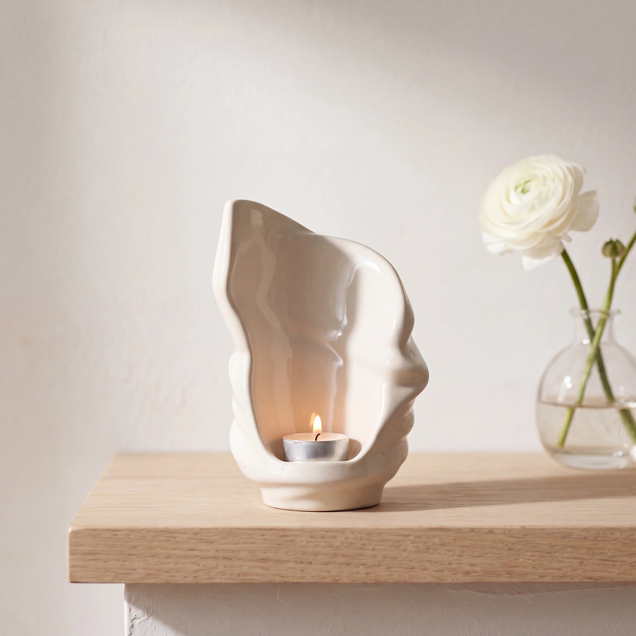 Light-Small-Urn-for-Ashes-in-Cream-keepsake_bud_vase
