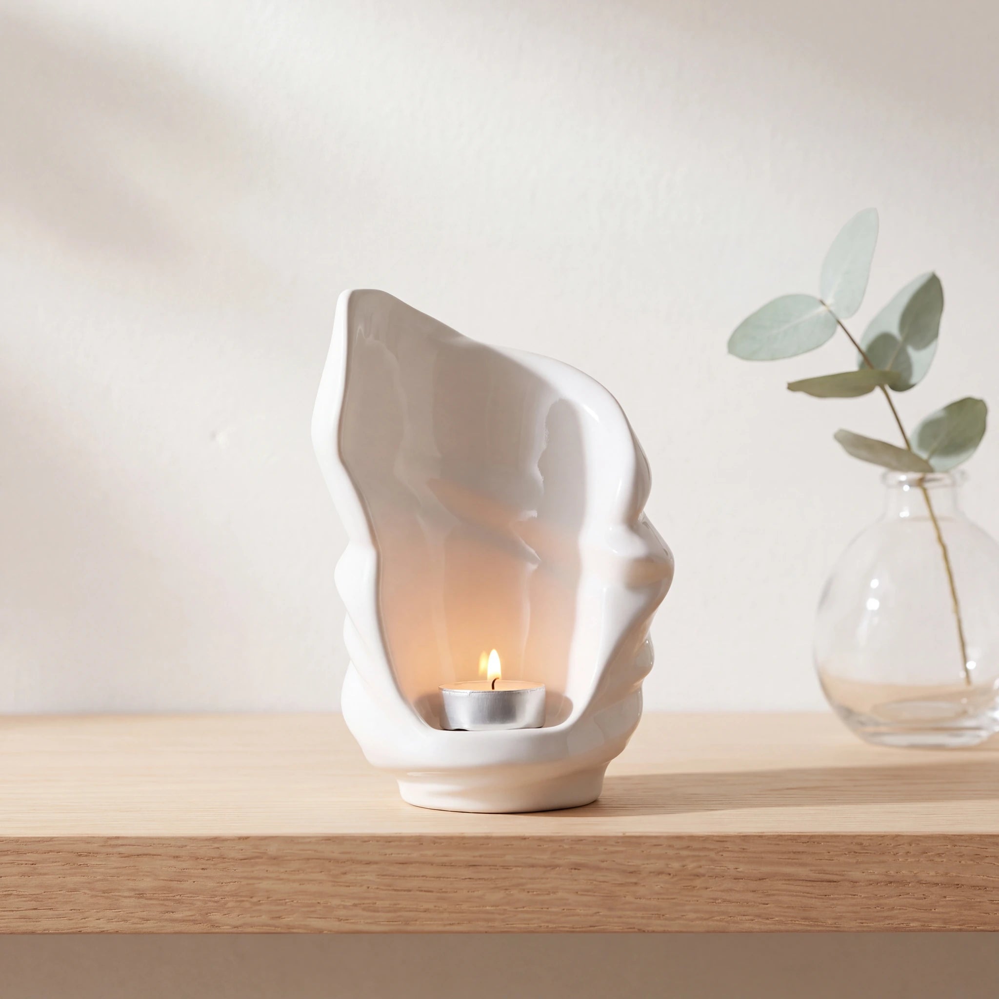 Light-Small-Urn-for-Ashes-in-White-keepsake_bud_vase