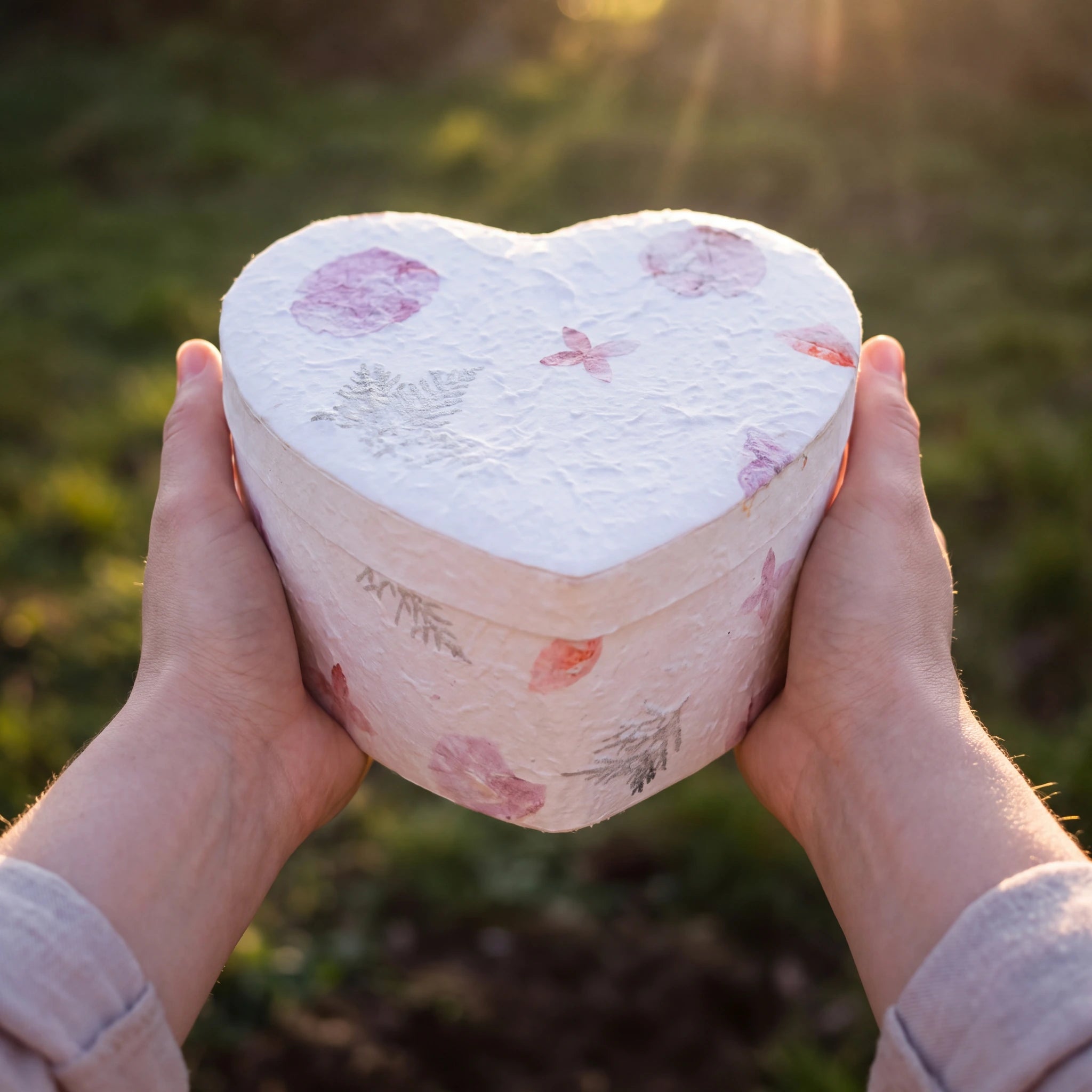 Love Heart Biodegradable Urn for Ashes in Floral - Companion (4.7L)