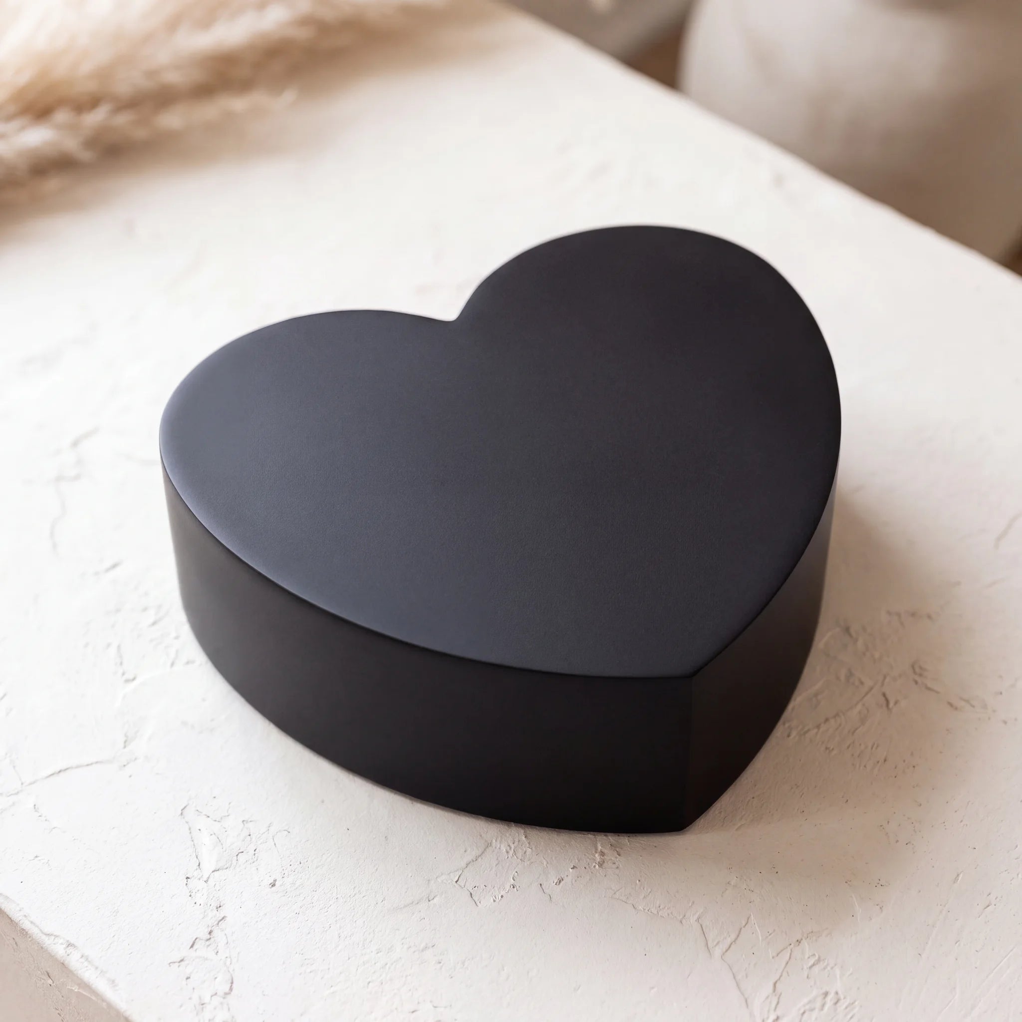 Love-Heart-Large-Urn-for-Ashes-in-Matte-Black-Stainless-Steel-heart_plaster_above