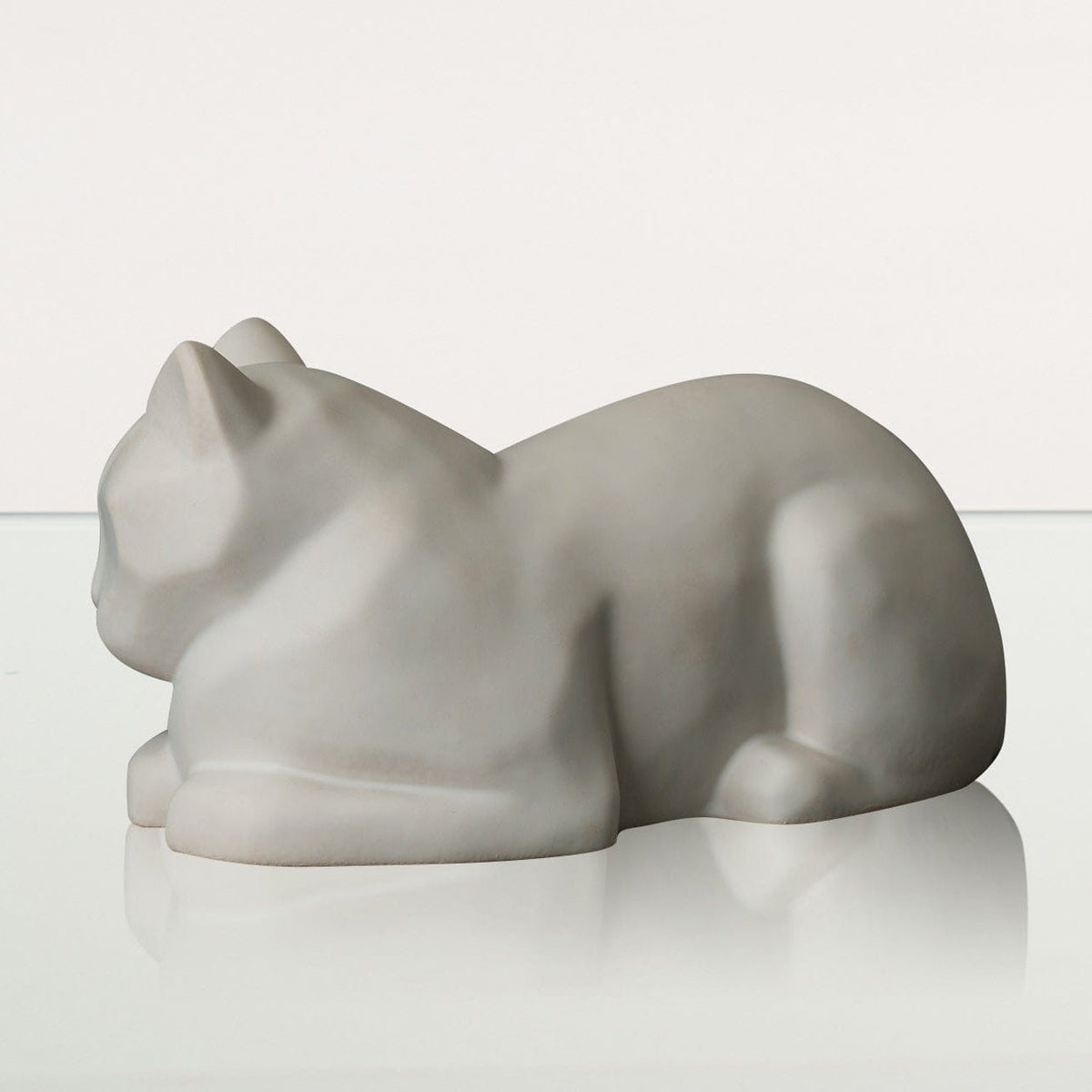 Lying-Cat-Urn-for-Ashes-in-Matte-White-03
