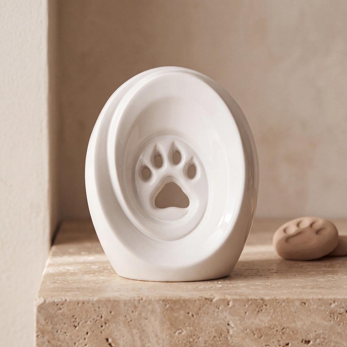 Paw-Print-Pet-Urn-for-Ashes-in-White-pet_paw_token