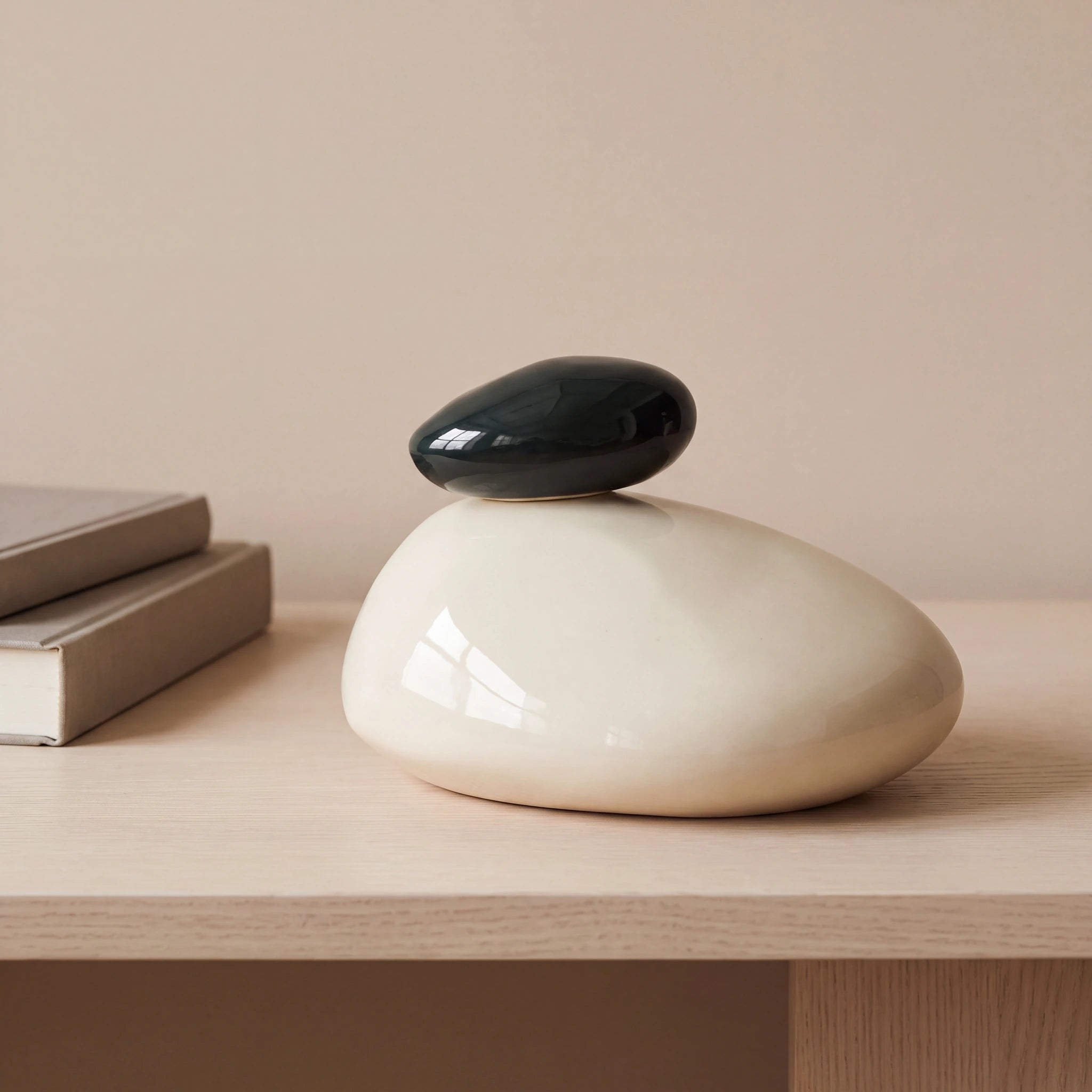 Pebbles Adult Cremation Urn for Ashes in Cream