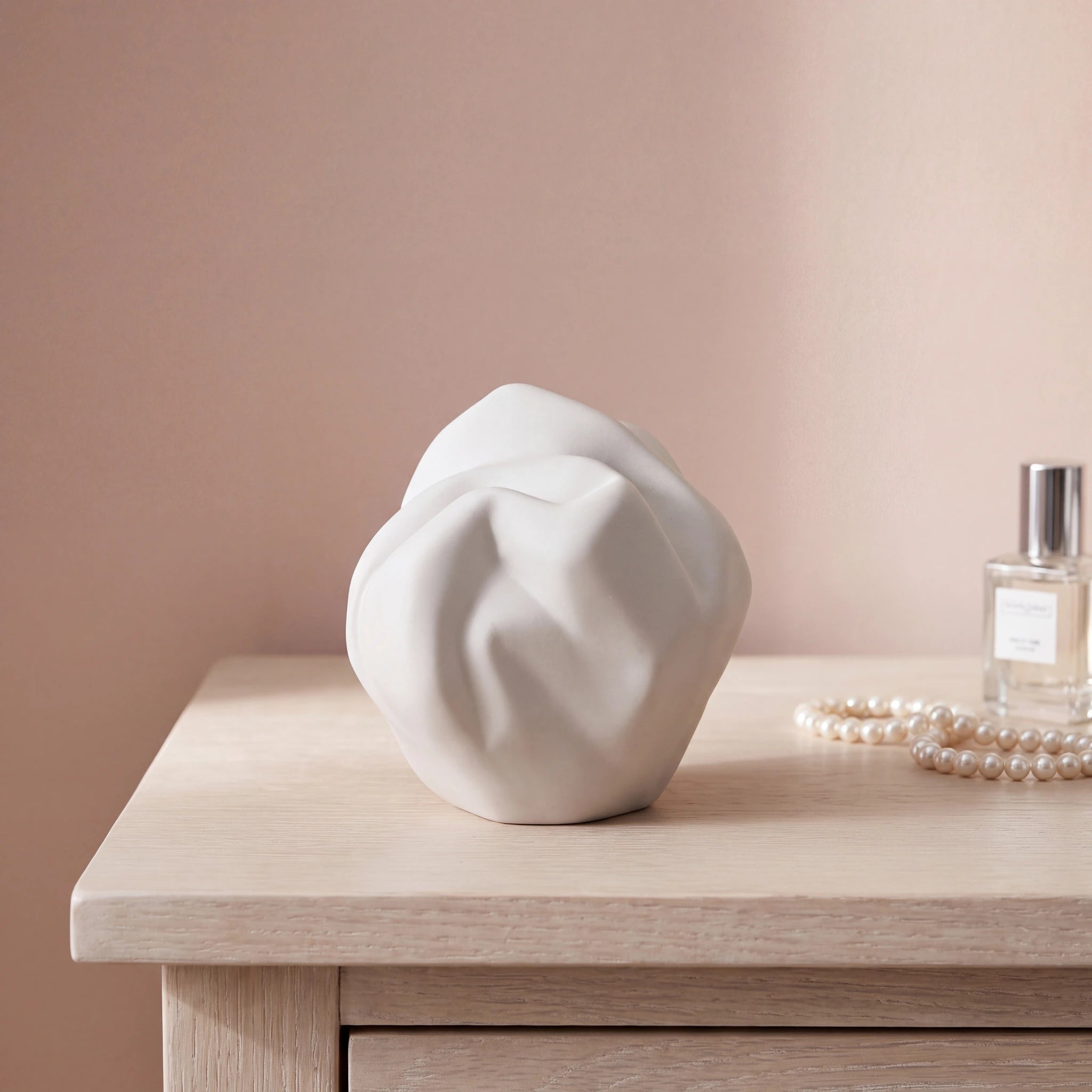 Precious Small Urn for Ashes in Matte White