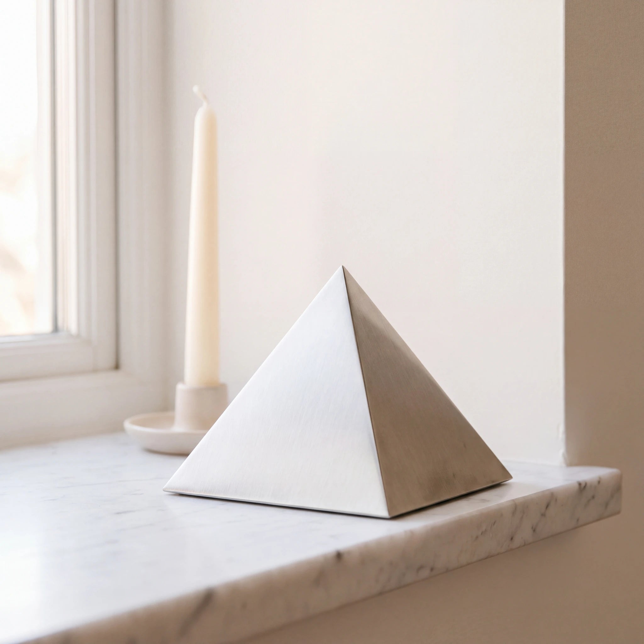 Pyramid-Extra-Small-Urn-for-Ashes-in-Stainless-Steel-Marble-Ledge