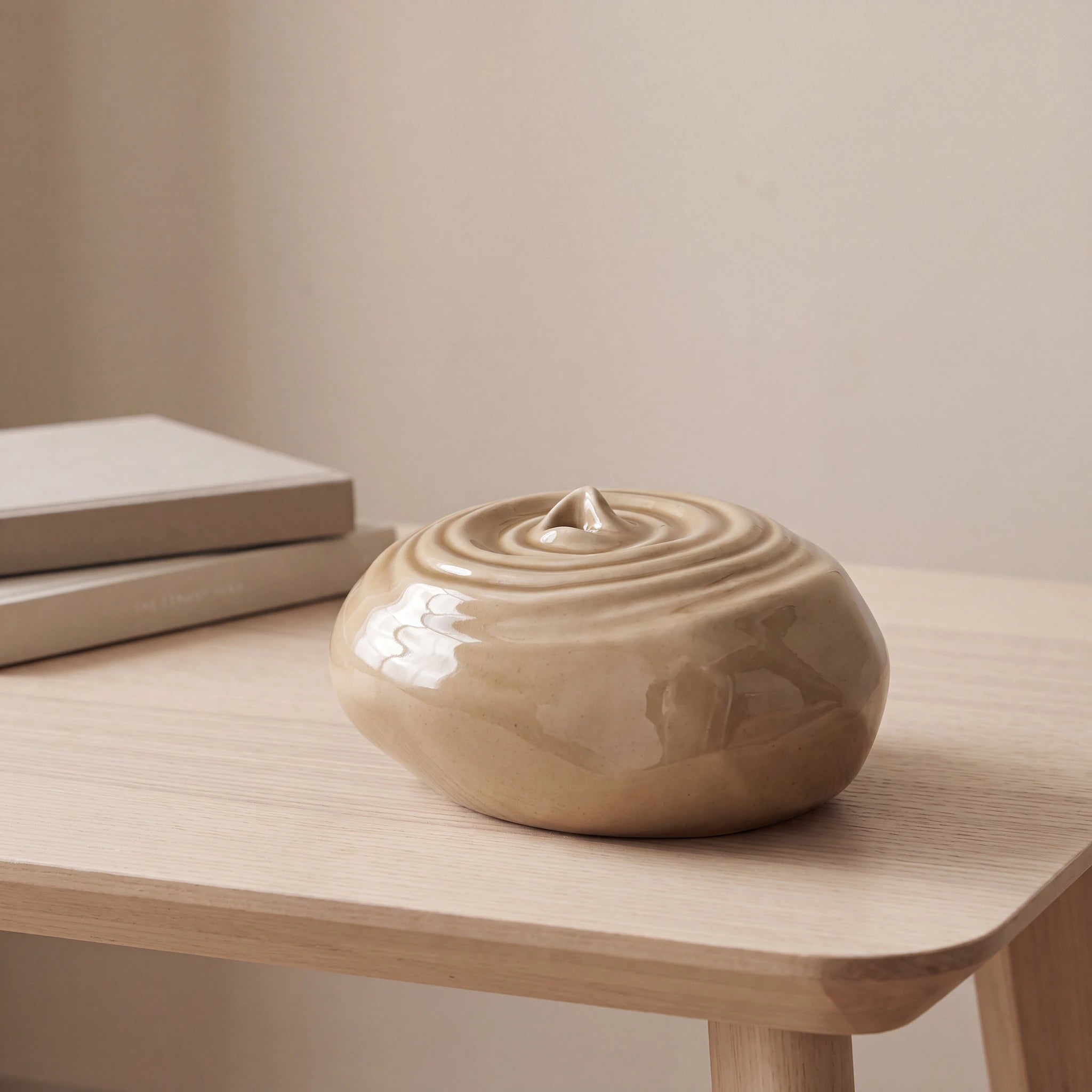 Ripples Adult Cremation Urn for Ashes in Beige