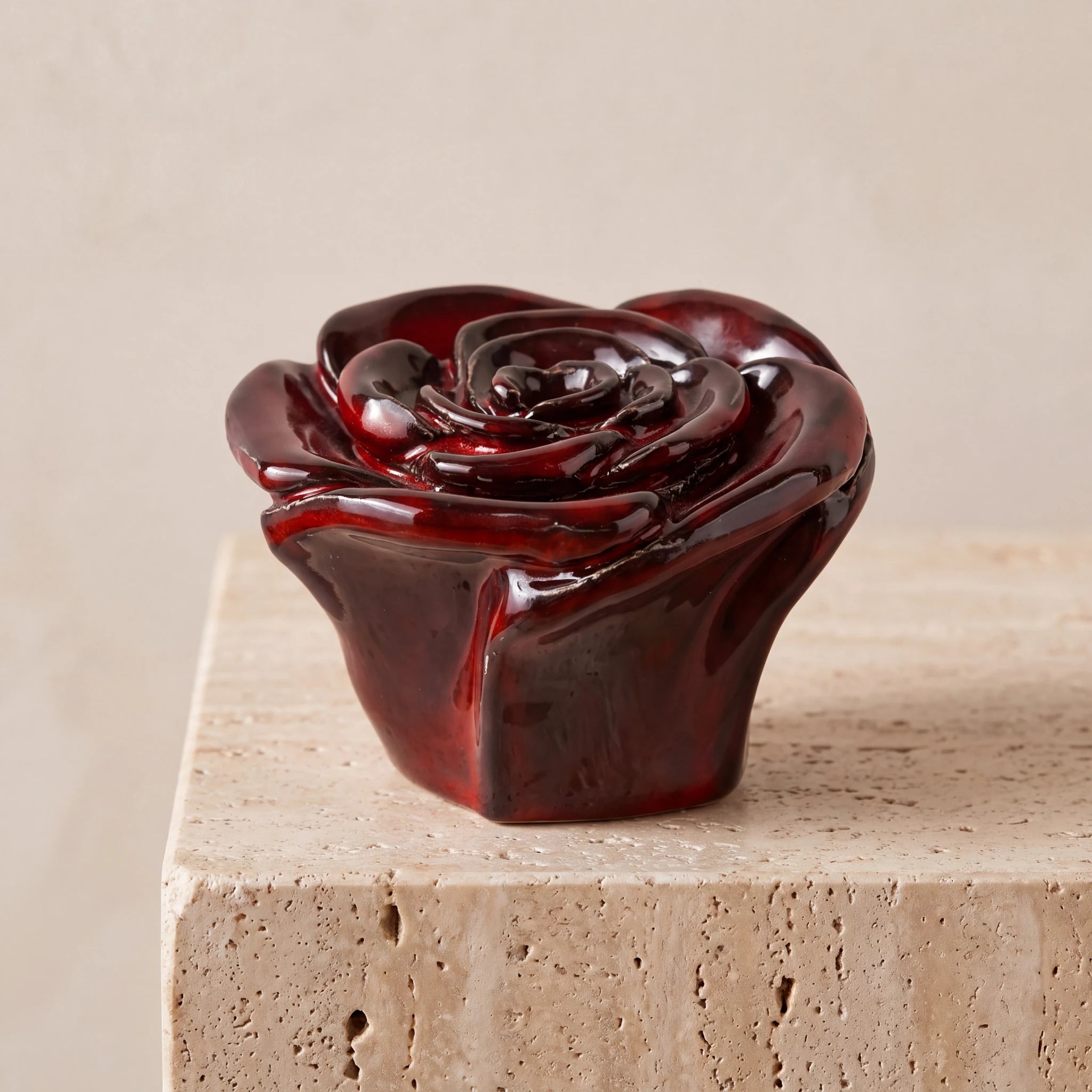 Rose-Keepsake-Urn-for-Ashes-in-Red-Travertine-Ledge