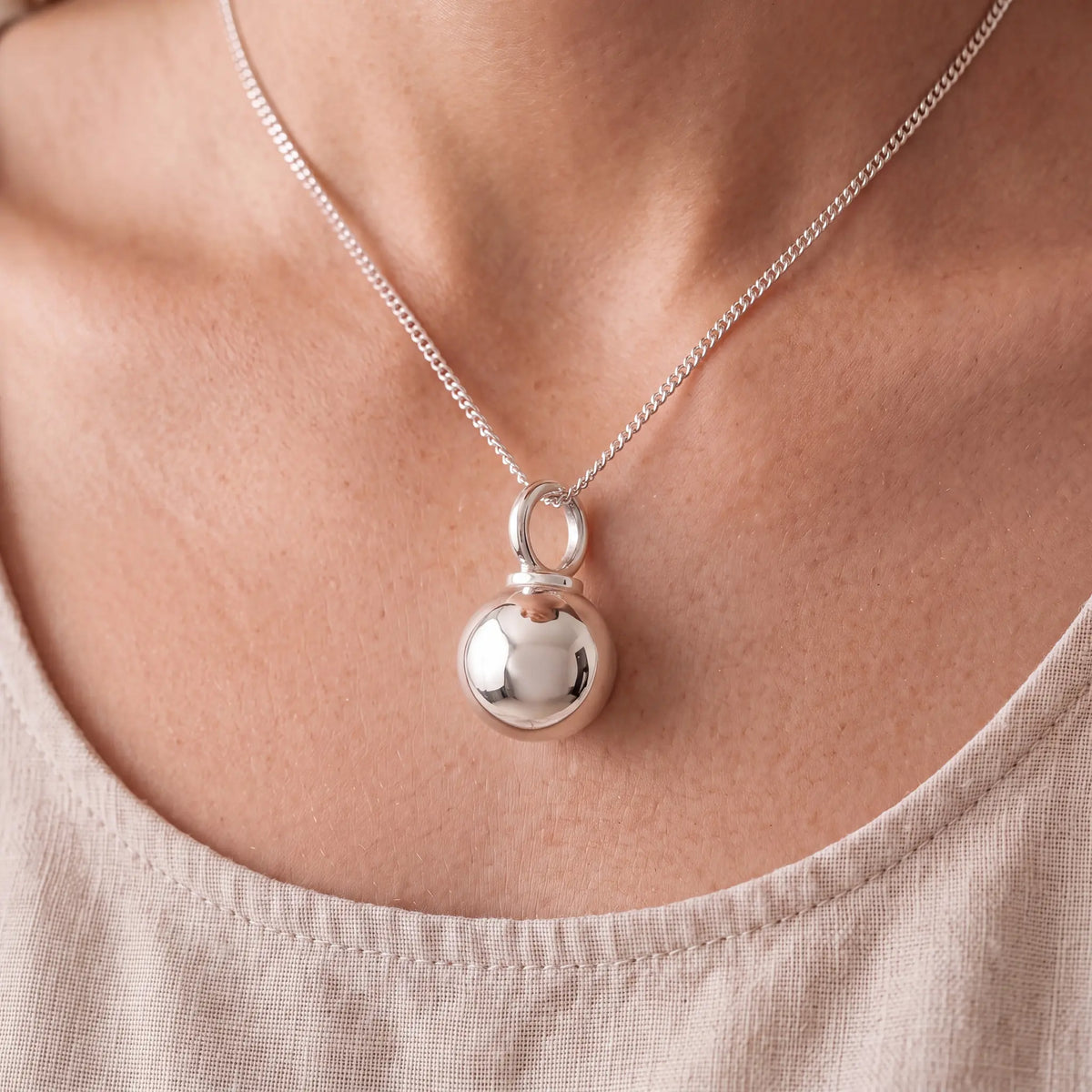 Self-fill-Ball-Memorial-Ashes-Pendant-Worn