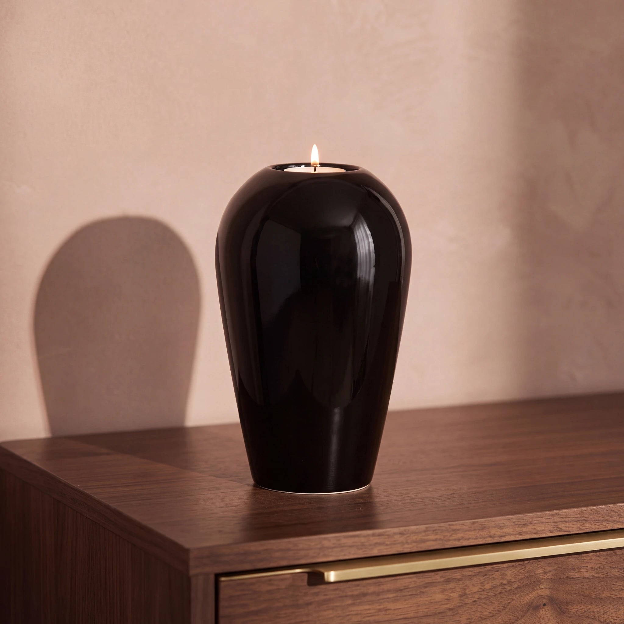 Serenity Adult Cremation Urn for Ashes in Glossy Black
