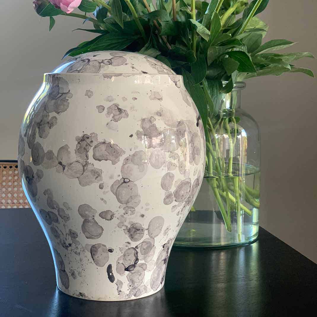 Splash Classic Adult Cremation Urn for Ashes in White