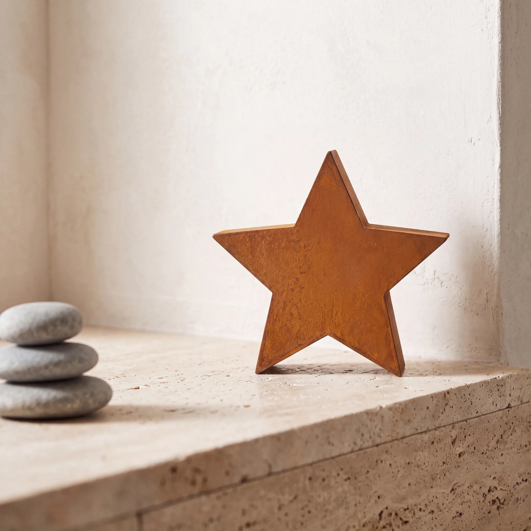 Star-Extra-Small-Urn-for-Ashes-in-Corten-Steel-keepsake_pebbles