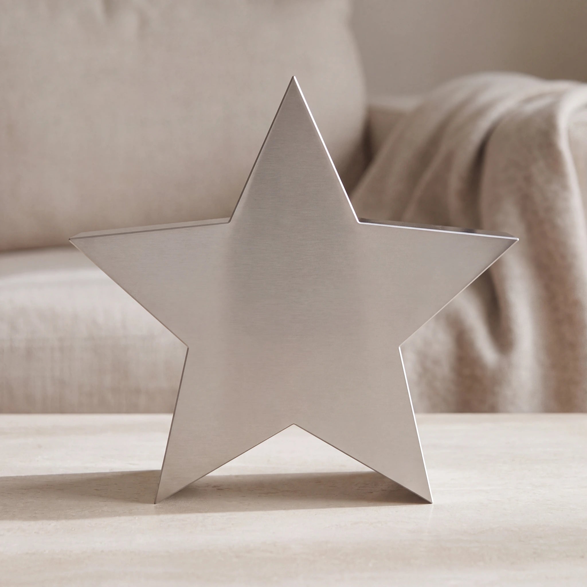 Star-Medium-Urn-for-Ashes-in-Stainless-Steel-amto_stone_coffee