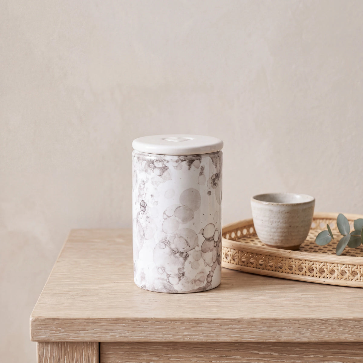 Tealight-Combo-Keepsake-Urn-for-Ashes-in-White-Marble-Cane-Tray