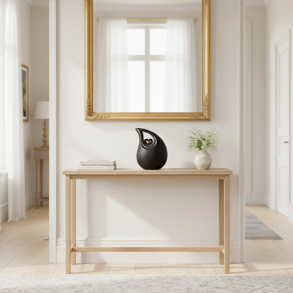 Teardrop Heart Medium Urn for Ashes in Black and Gold