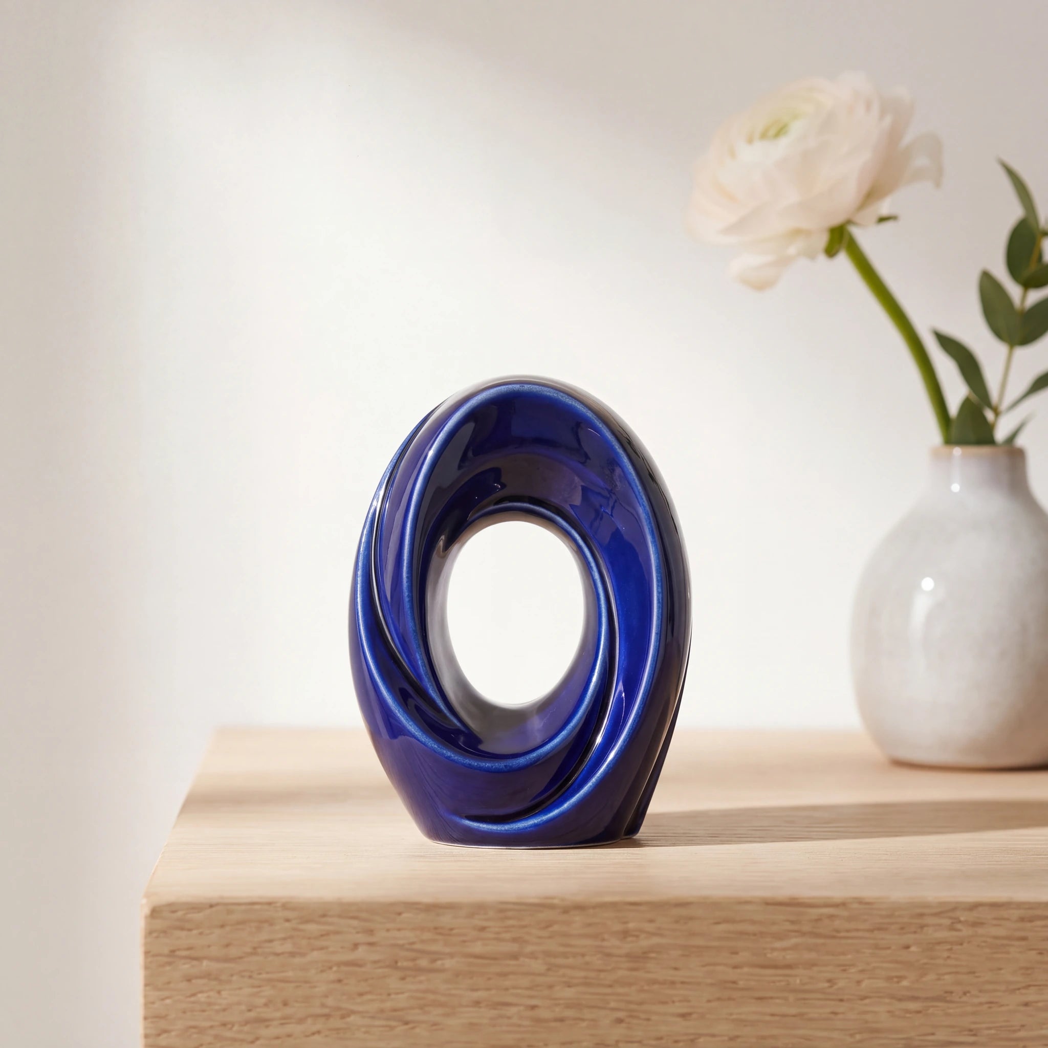 The-Passage-Mini-Urn-for-Ashes-in-Metallic-Blue-keepsake_bud_vase