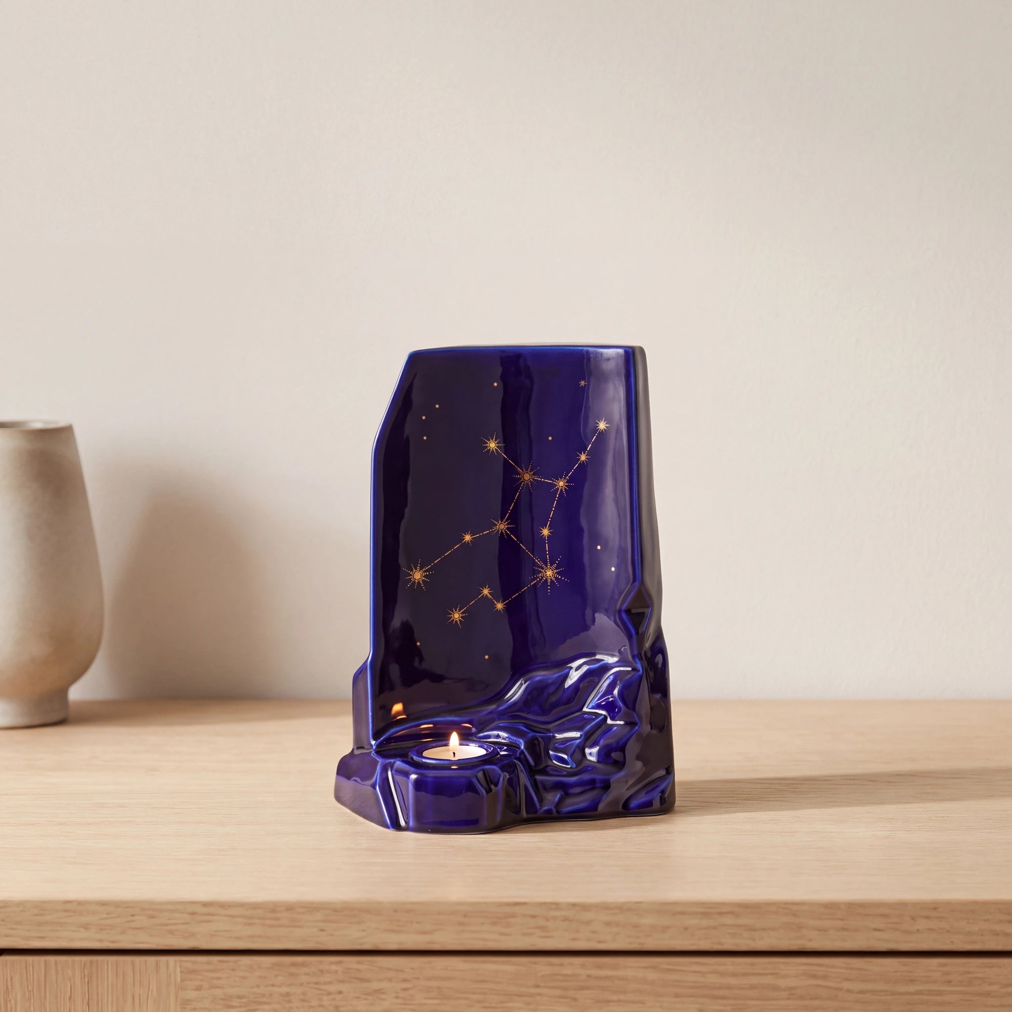 Zodiac-Virgo-Adult-Cremation-Urn-for-Ashes-Oak-Console
