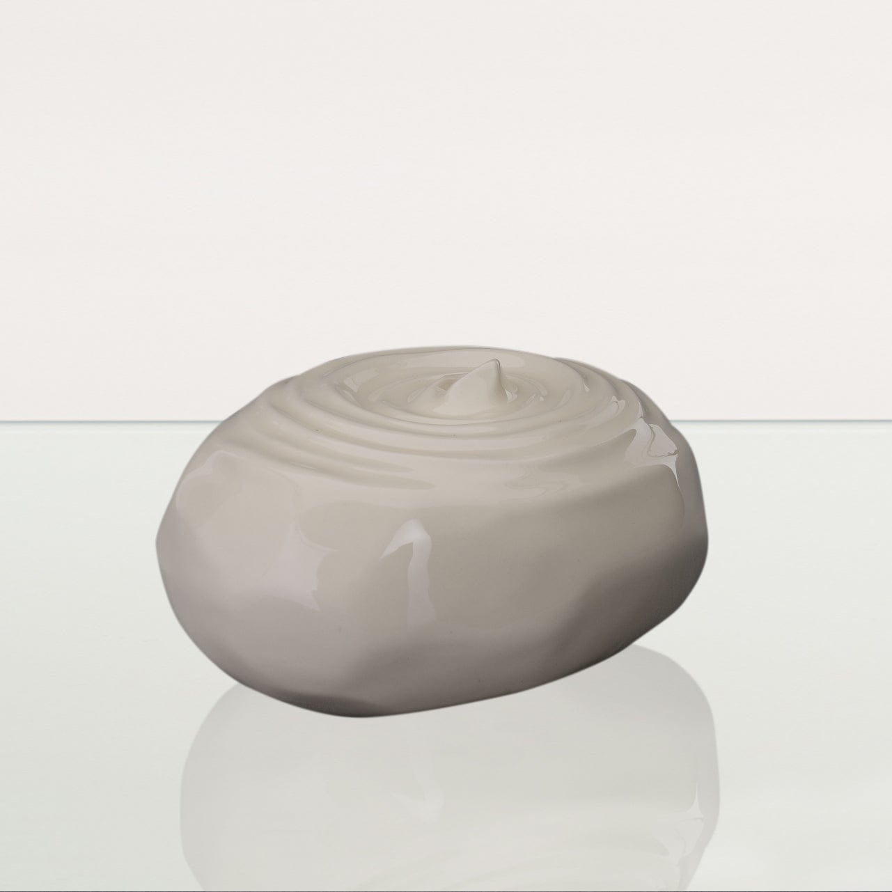 Ripples Adult Cremation Urn for Ashes in Cream