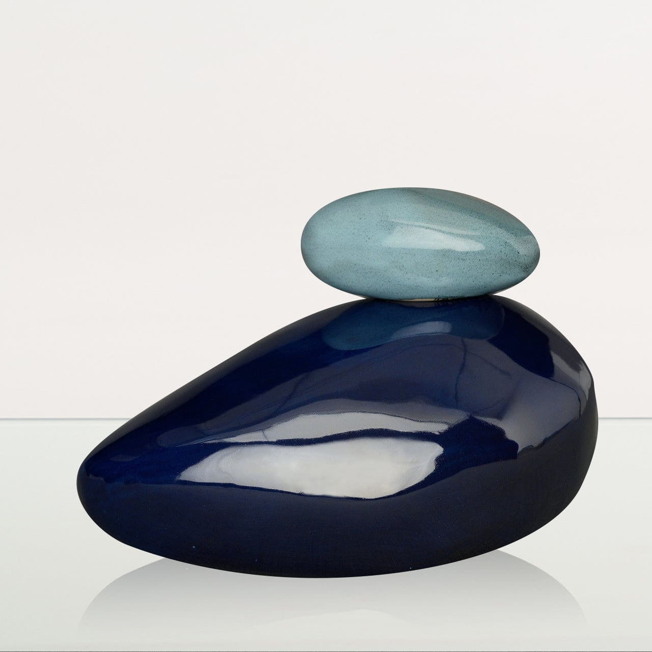 Pebbles Adult Cremation Urn for Ashes in Metallic Blue