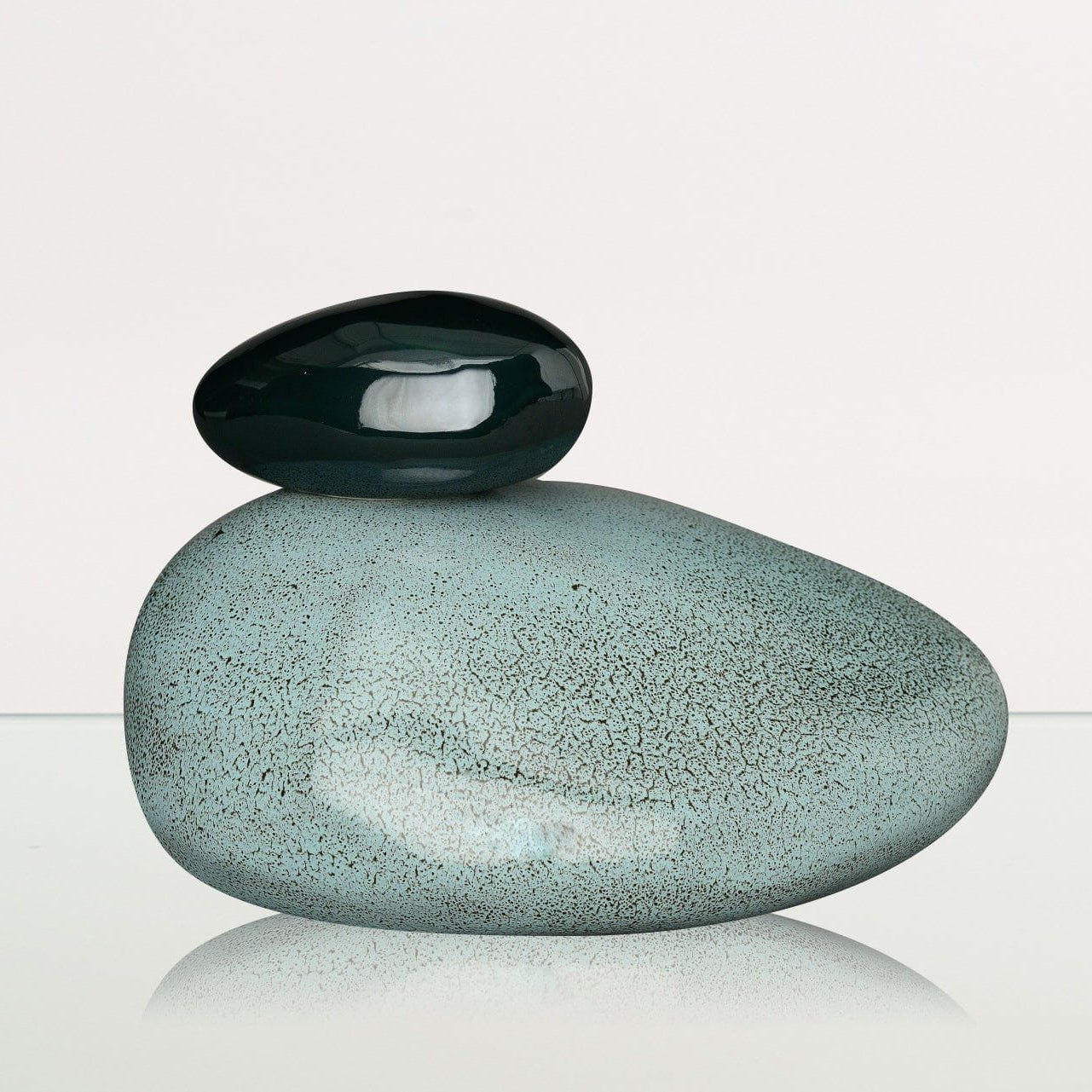 Pebbles Adult Cremation Urn for Ashes in Oily Green Melange
