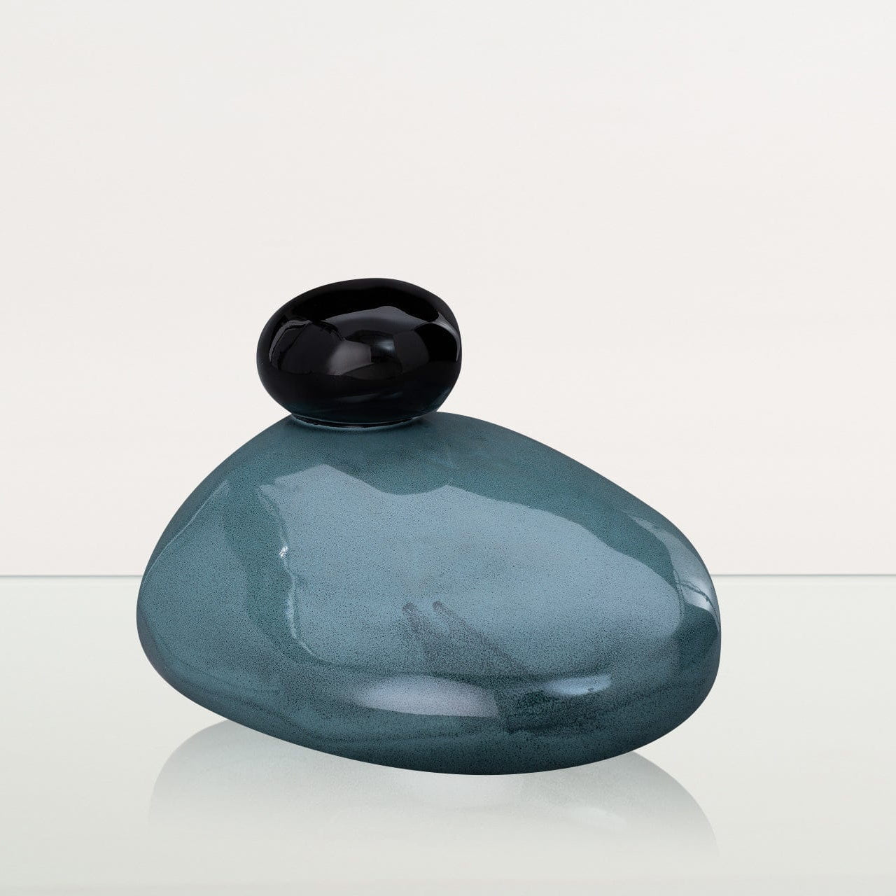 Pebbles Adult Cremation Urn for Ashes in Oxide Green