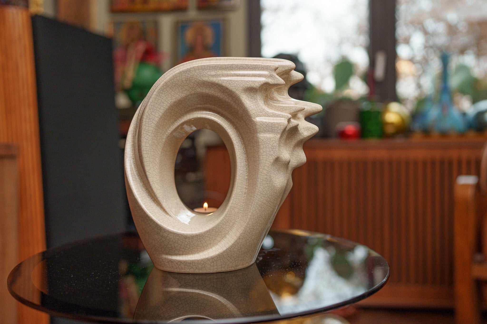 Zephyr Adult Cremation Urn for Ashes in Crackle Glaze