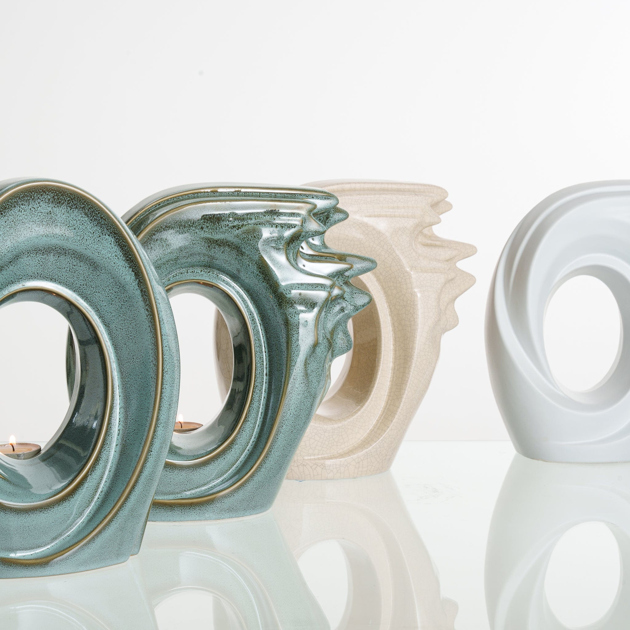 Zephyr Adult Cremation Urn for Ashes in Oily Green