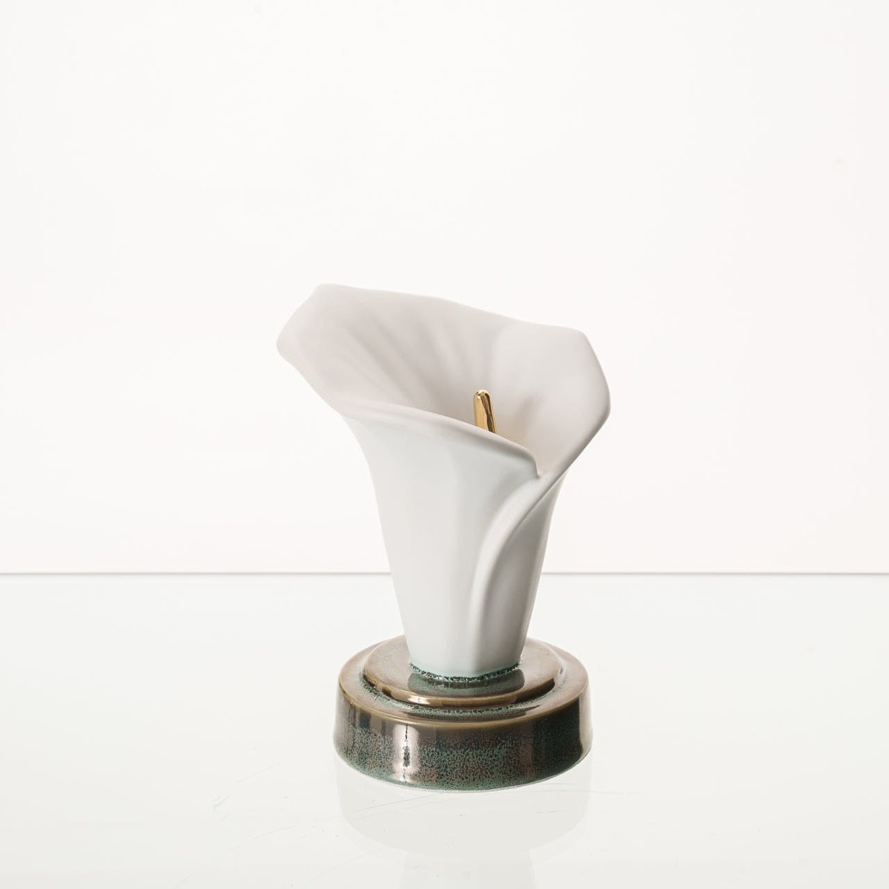 Calla Lily Keepsake Urn for Ashes in Matte White