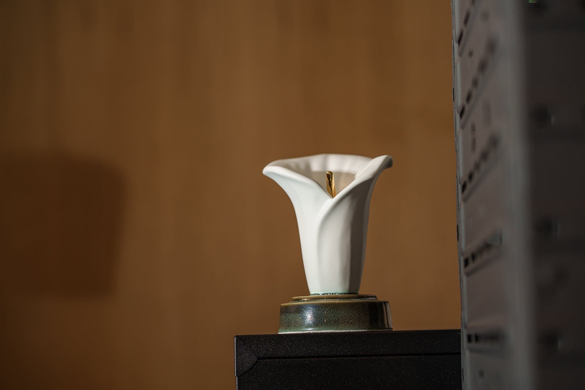 Calla Lily Keepsake Urn for Ashes in Matte White