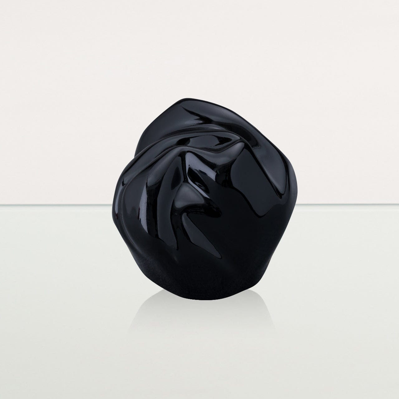 Precious Small Urn for Ashes in Glossy Black
