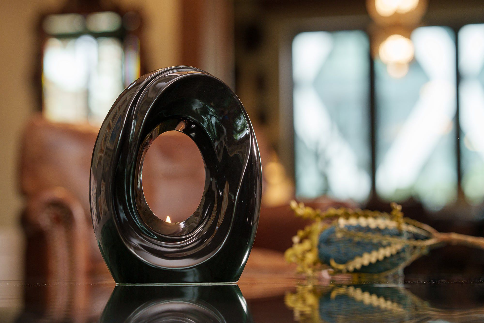The Passage Medium Urn for Ashes in Glossy Black
