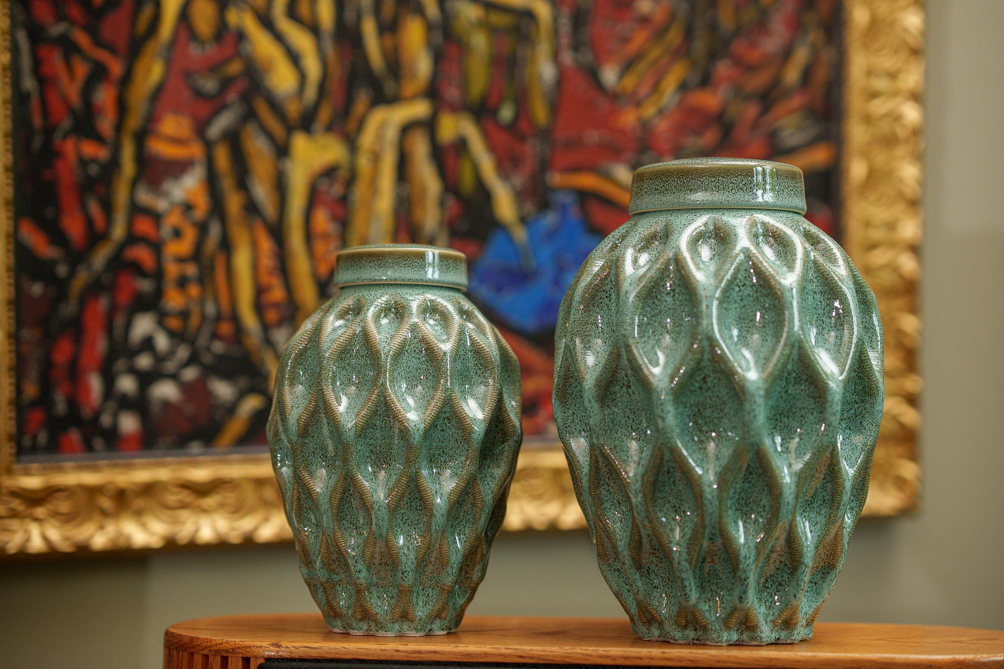 Echo Keepsake Urn for Ashes in Oily Green