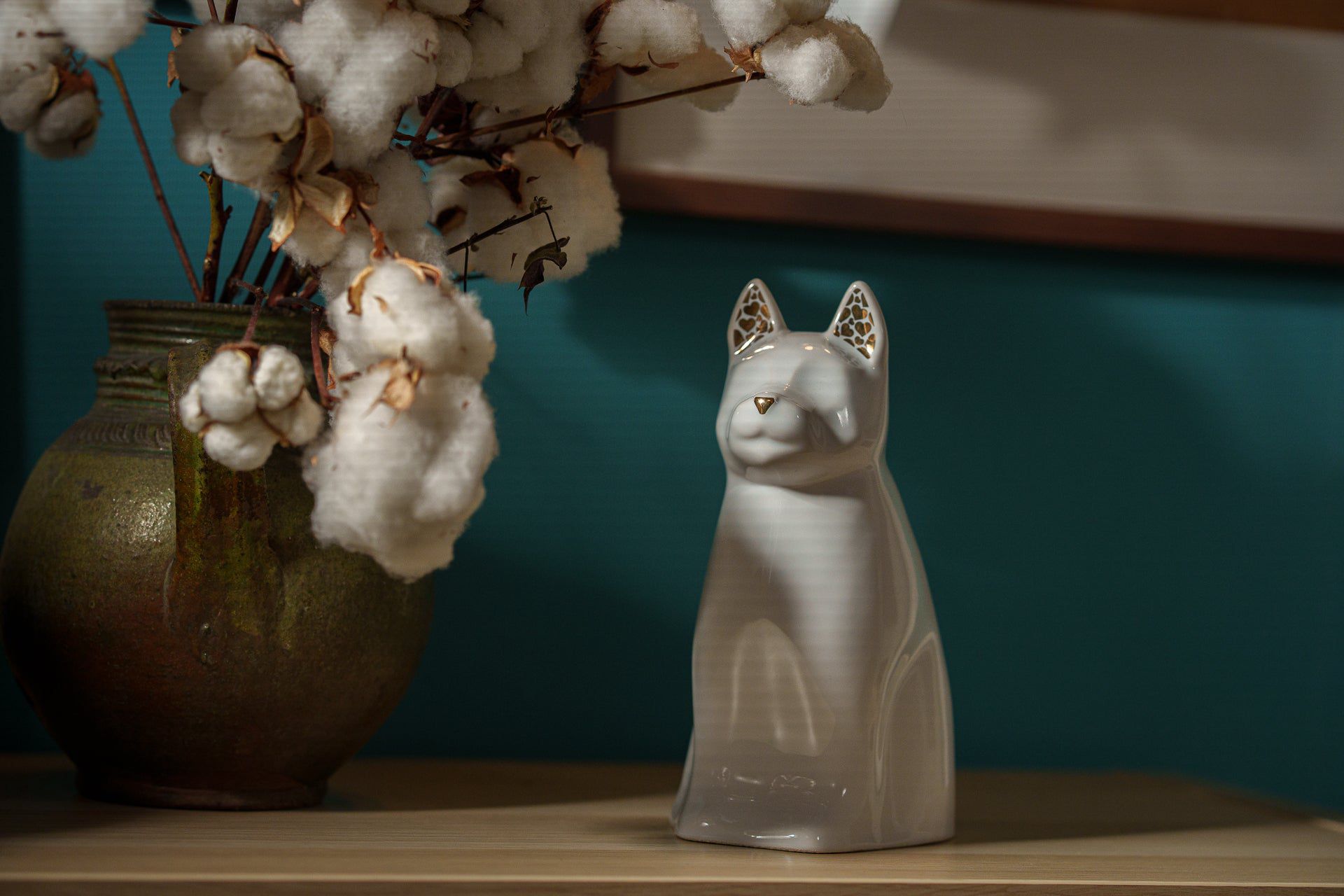 Barkley Dog Pet Urn for Ashes in White