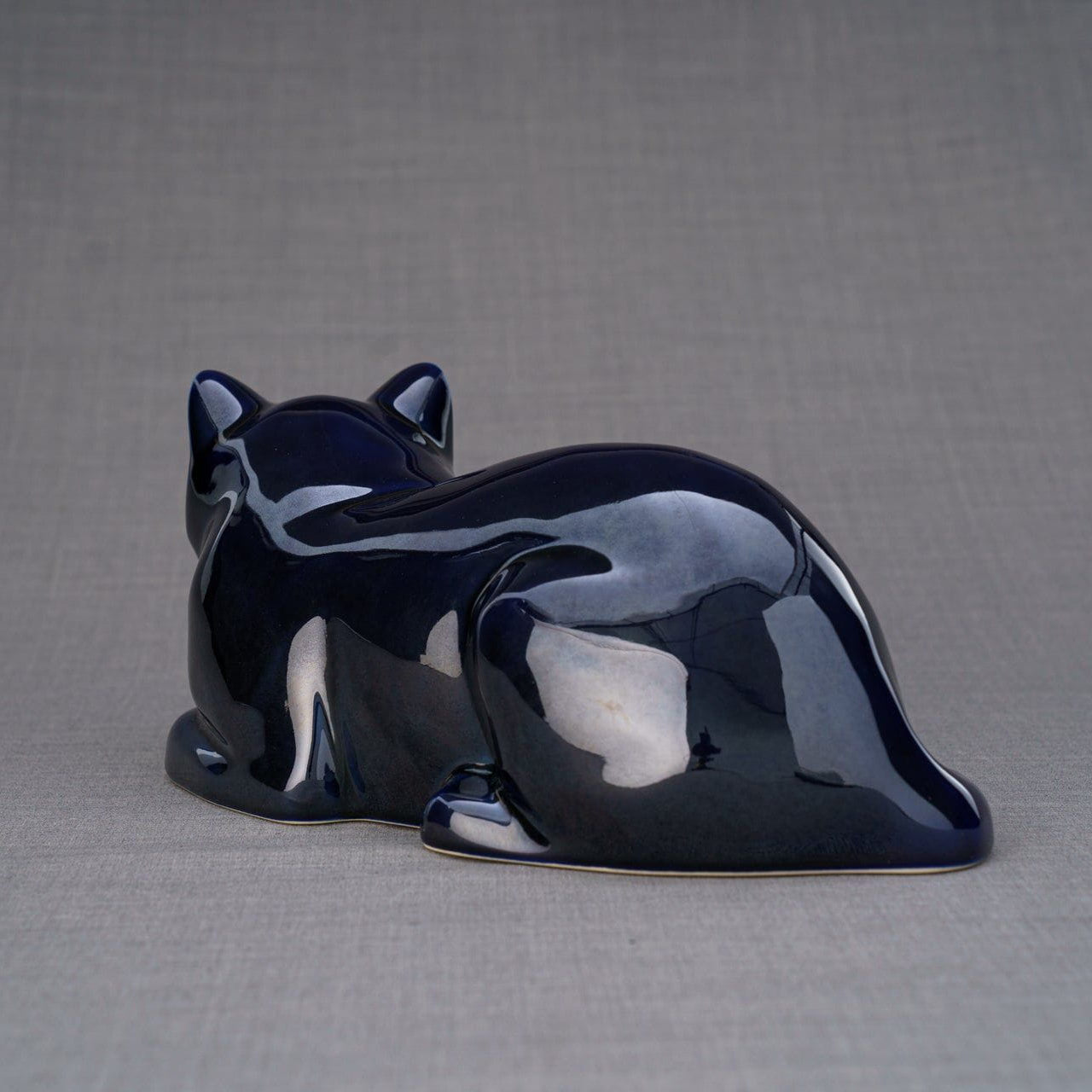 Lying Cat Urn for Ashes in Metallic Blue