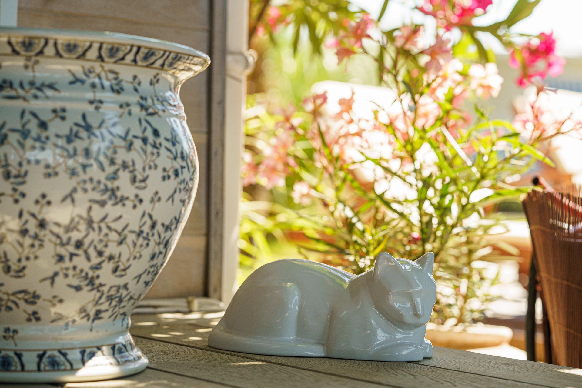Cat Pet Urn for Ashes in Pearlescent White