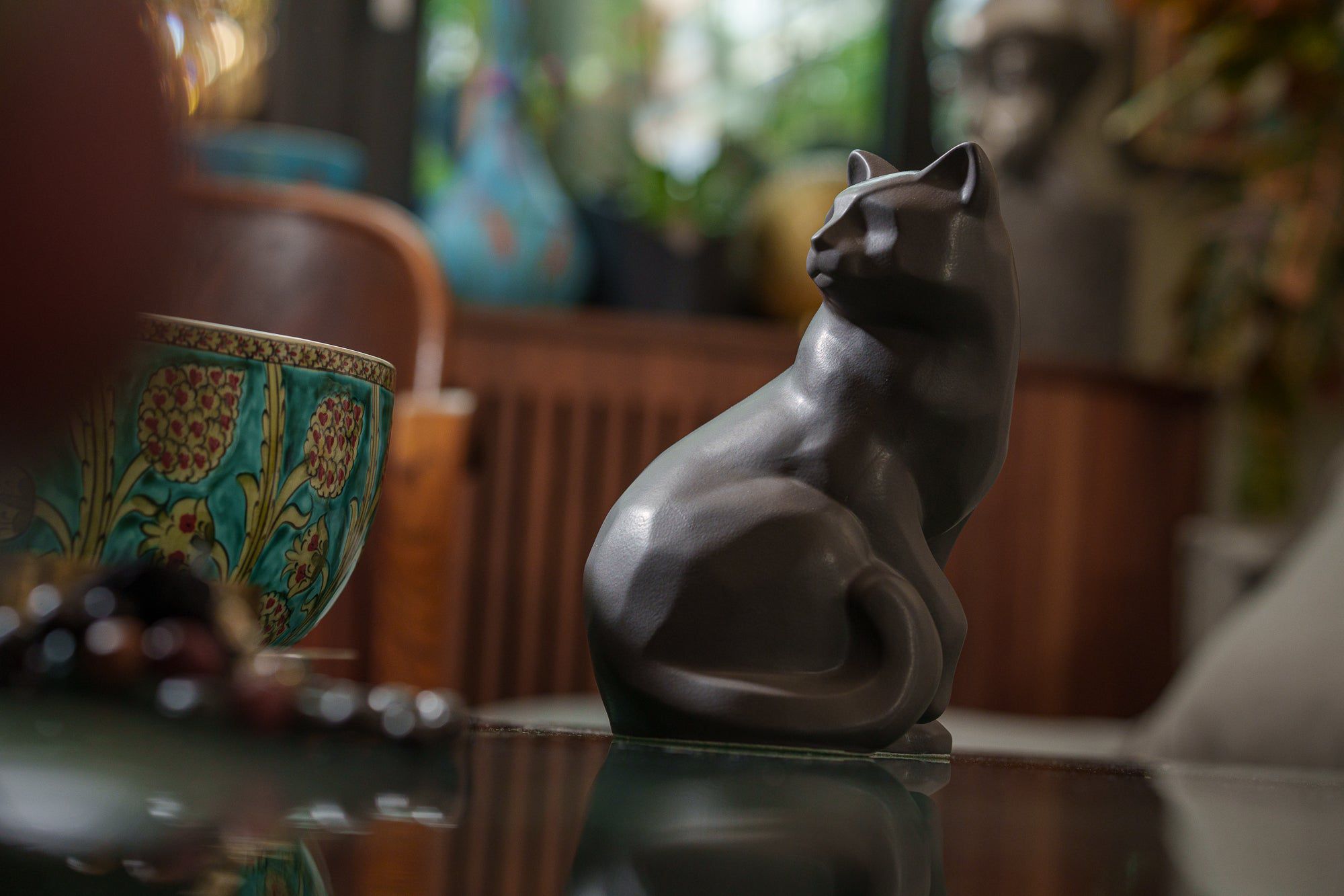 Felix Cat Urn for Ashes in Matte Grey