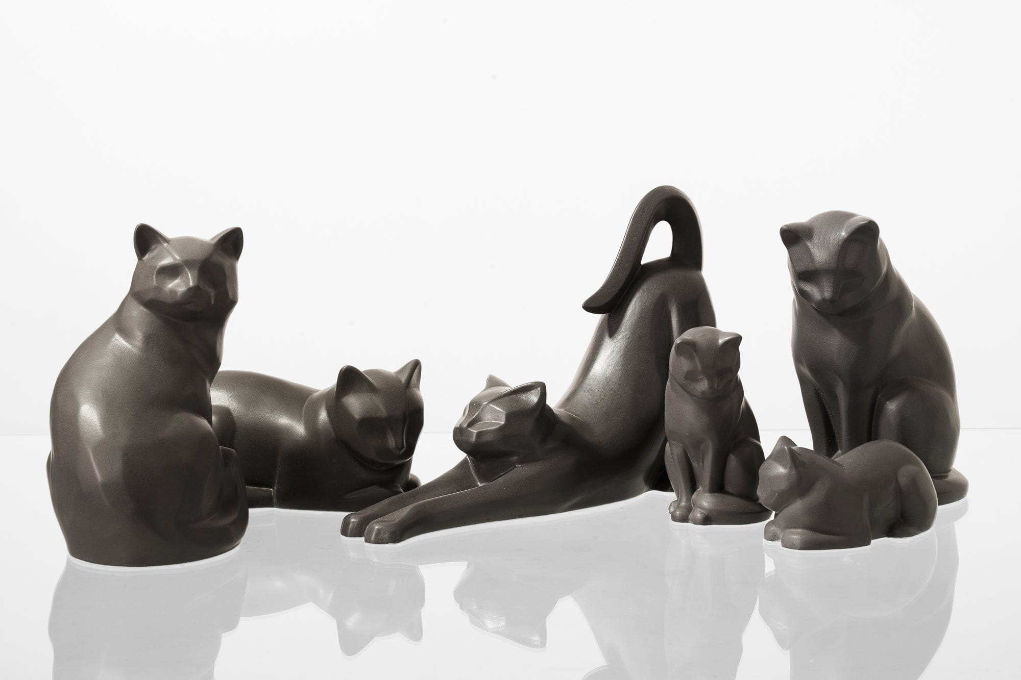 Felix Cat Urn for Ashes in White