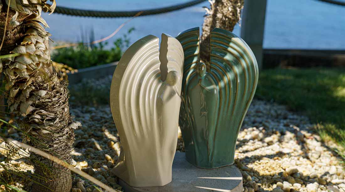 10 Large Urns for Ashes