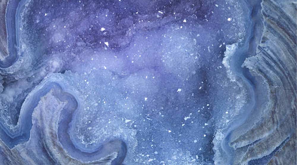 5 Stunning Adult Crystalline Urns