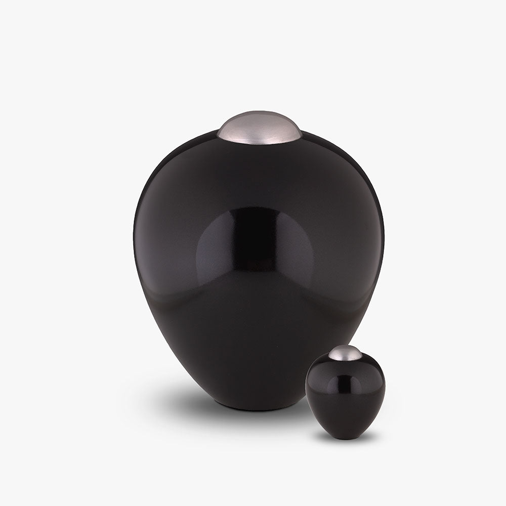 Amore Cremation Urn for Ashes in Onyx and Silver Set