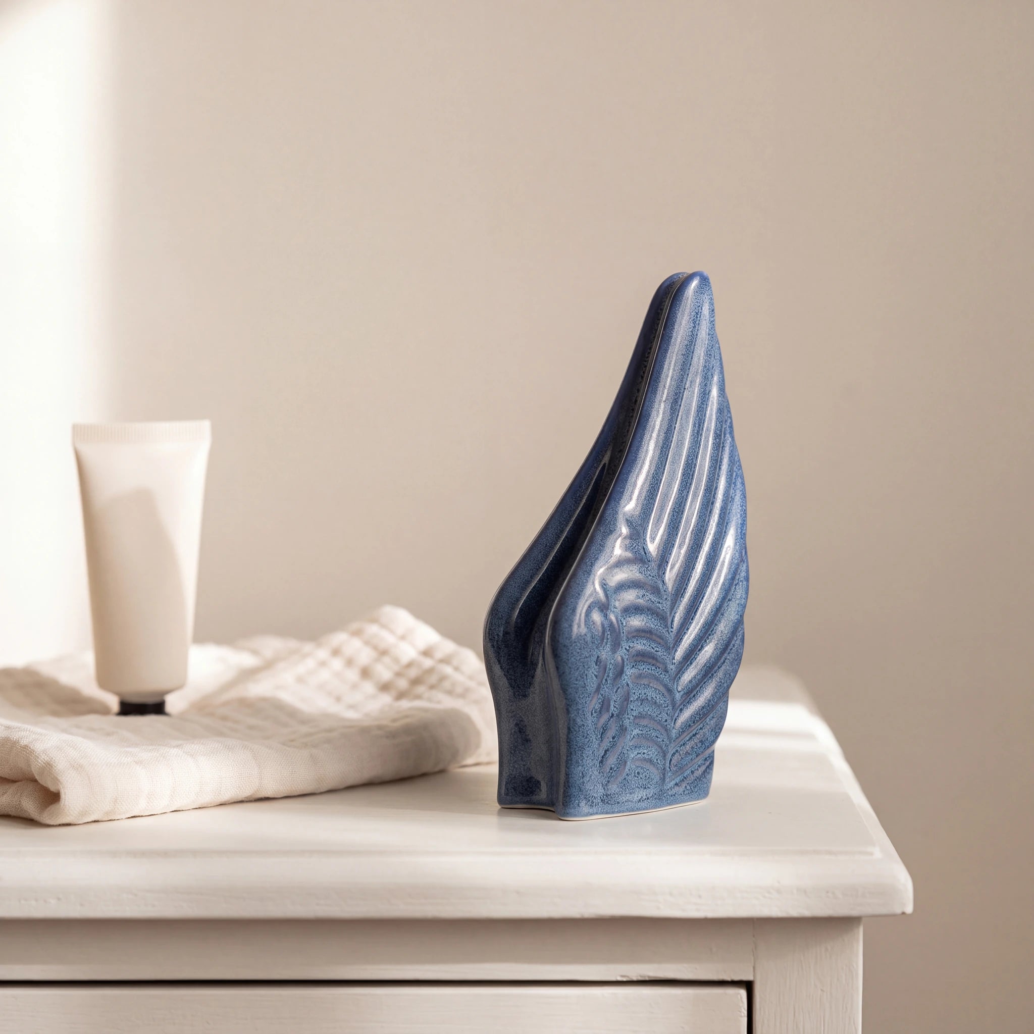 Angel-Wings-Small-Urn-for-Ashes-in-Blue-keepsake_handcream
